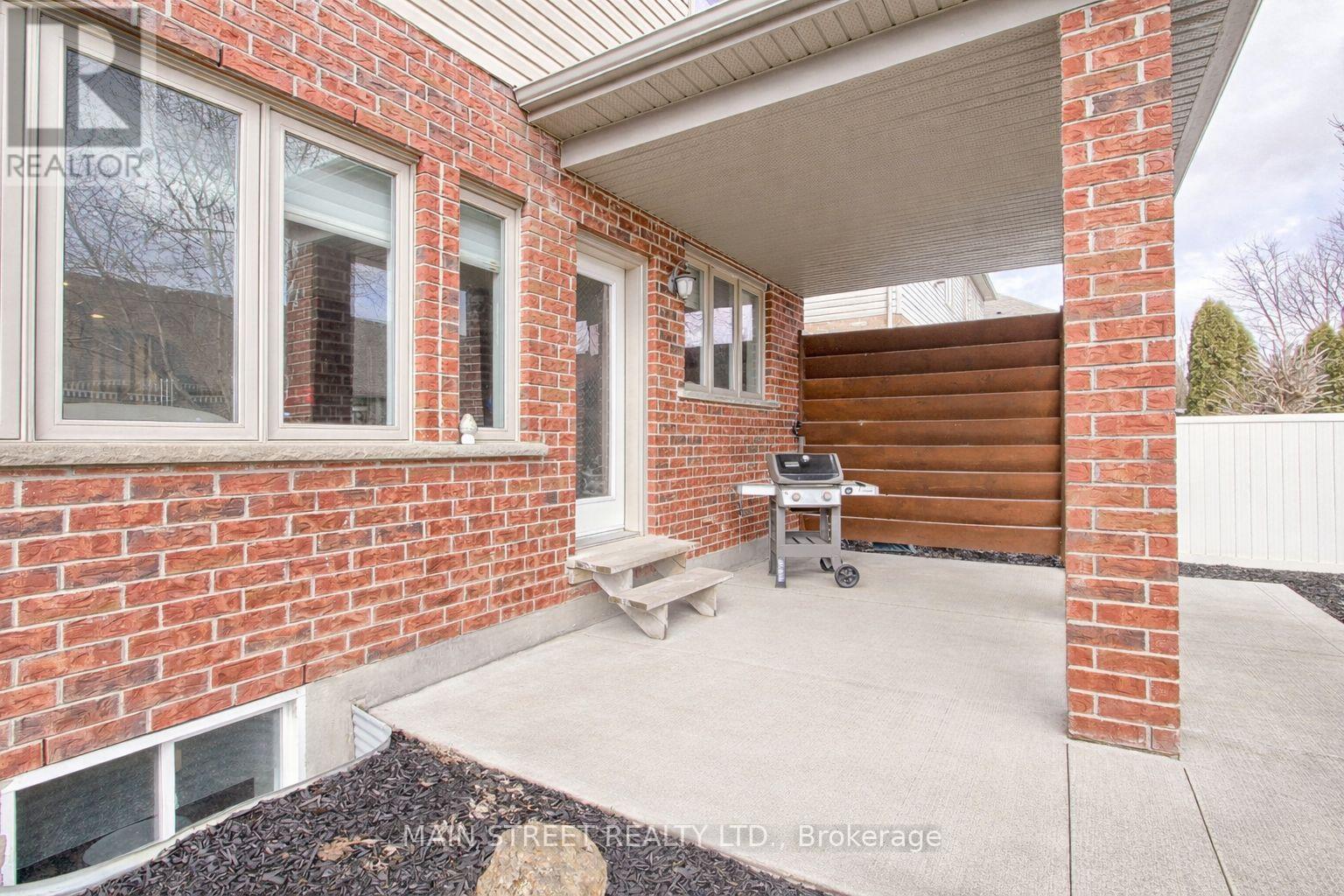 554 Tatham Boulevard, Woodstock, Ontario  N4T 0A7 - Photo 27 - X12869536