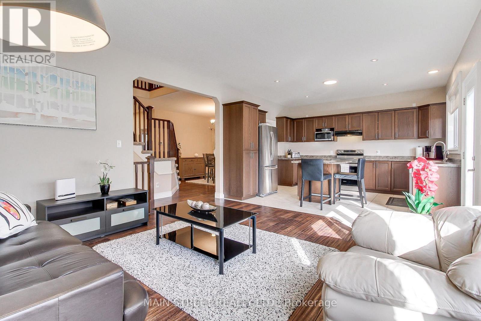 554 Tatham Boulevard, Woodstock, Ontario  N4T 0A7 - Photo 5 - X12869536