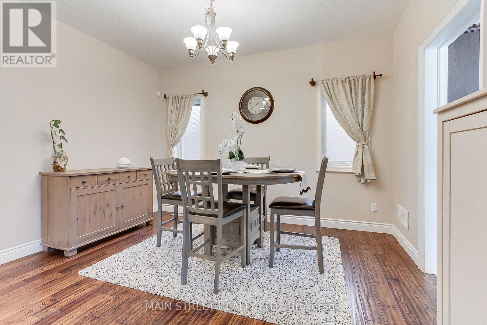 554 Tatham Boulevard, Woodstock, Ontario  N4T 0A7 - Photo 8 - X12869536