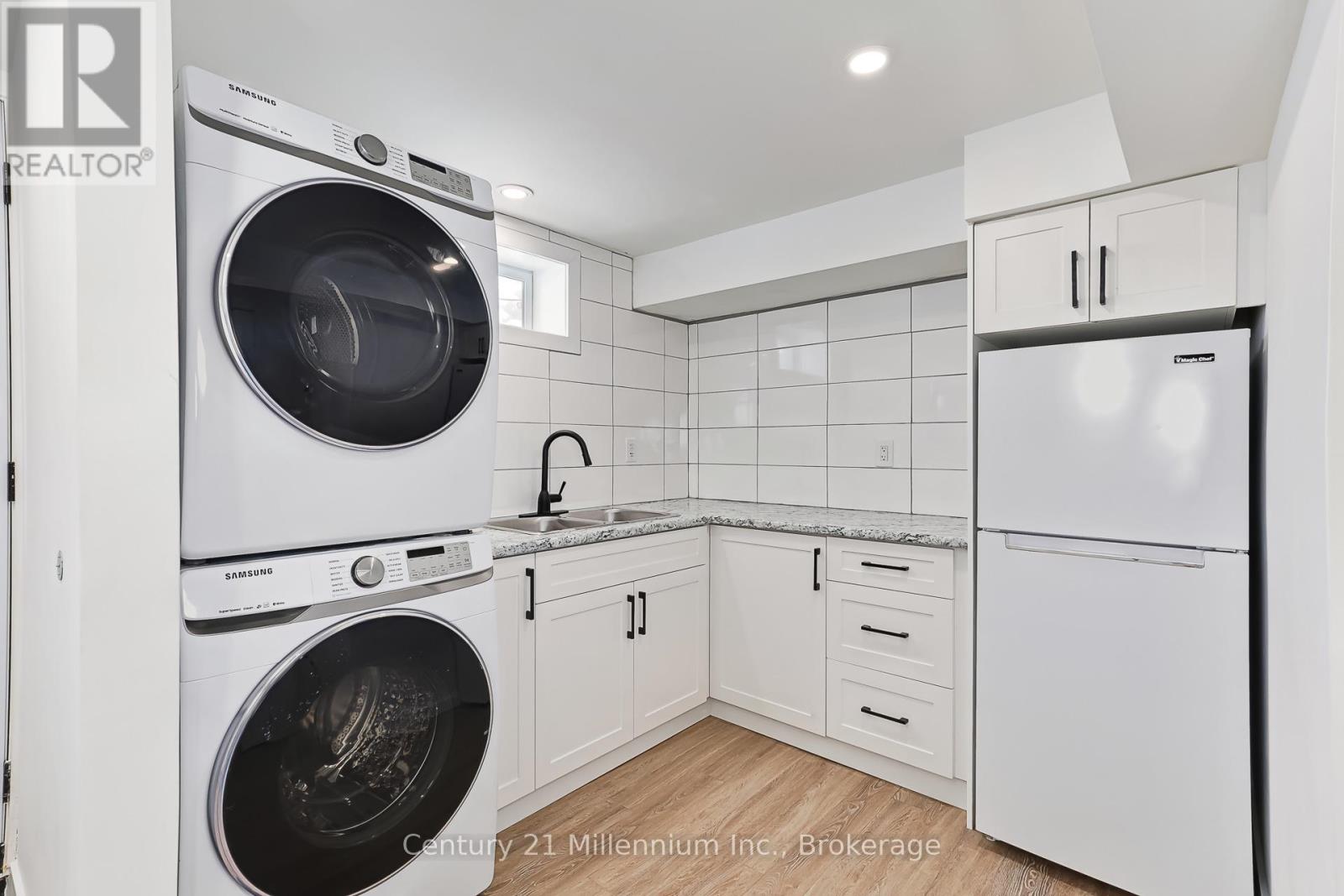 509 Tenth Street, Collingwood, Ontario  L9Y 2L7 - Photo 5 - S12868398