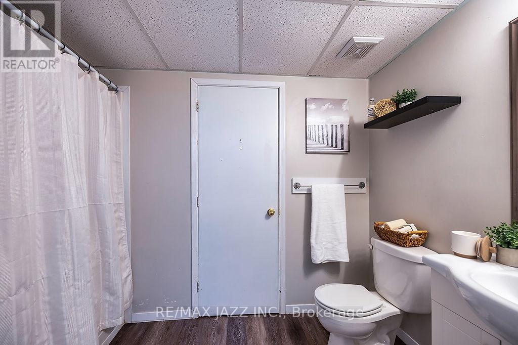 45 Milton Street, Bracebridge, Ontario  P1L 1G9 - Photo 28 - X12866414