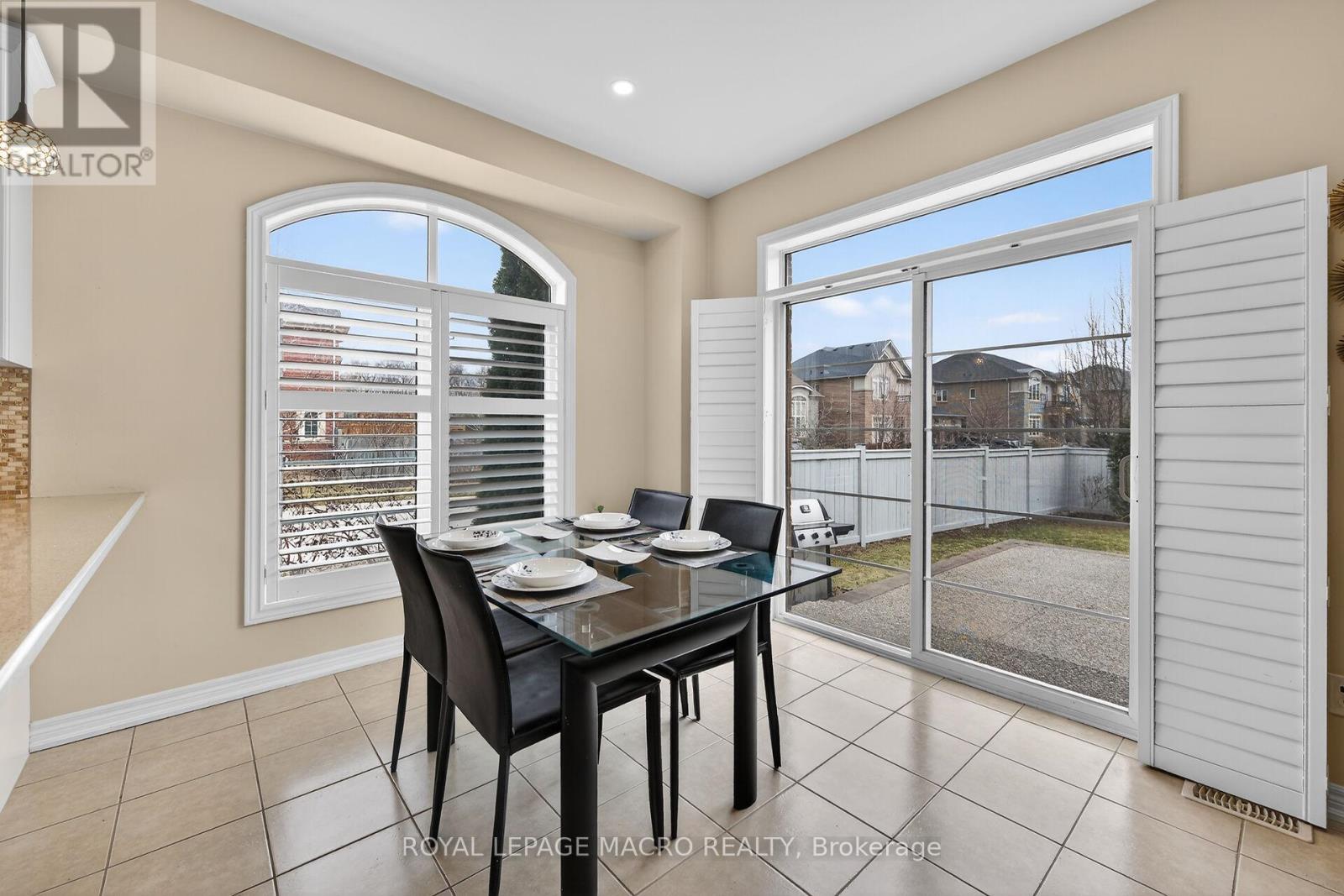 3 Grandell Drive, Hamilton, Ontario  L9K 0H2 - Photo 11 - X12868030