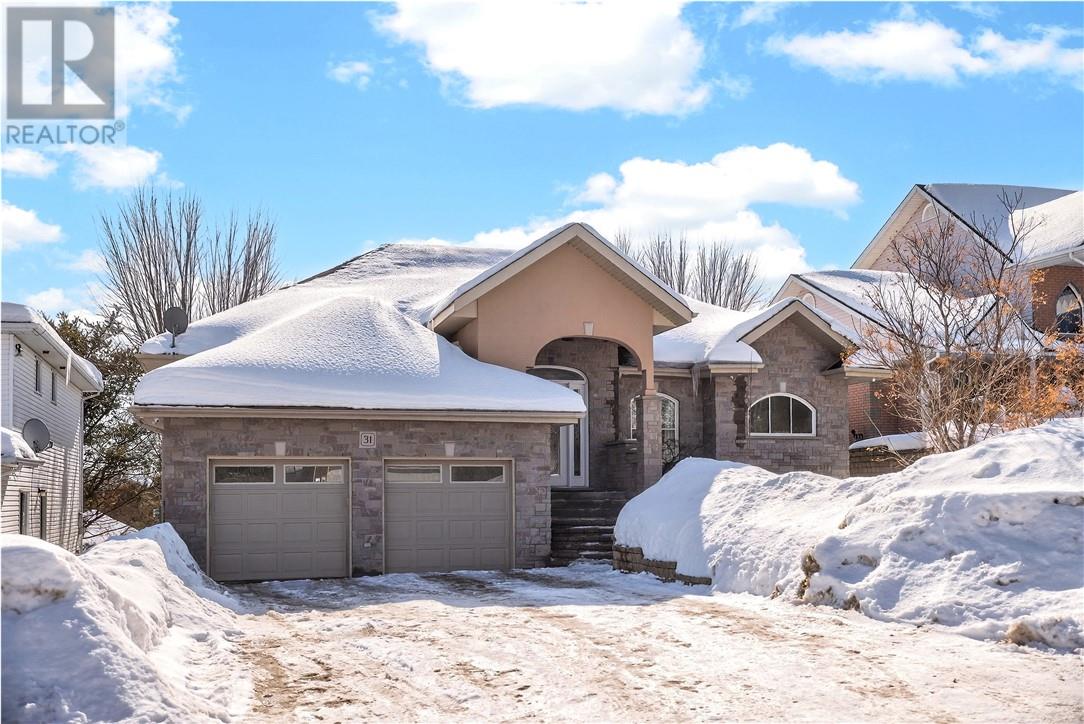 31 Kormak Street, Sudbury, Ontario  P3B 4H3 - Photo 1 - 2126748