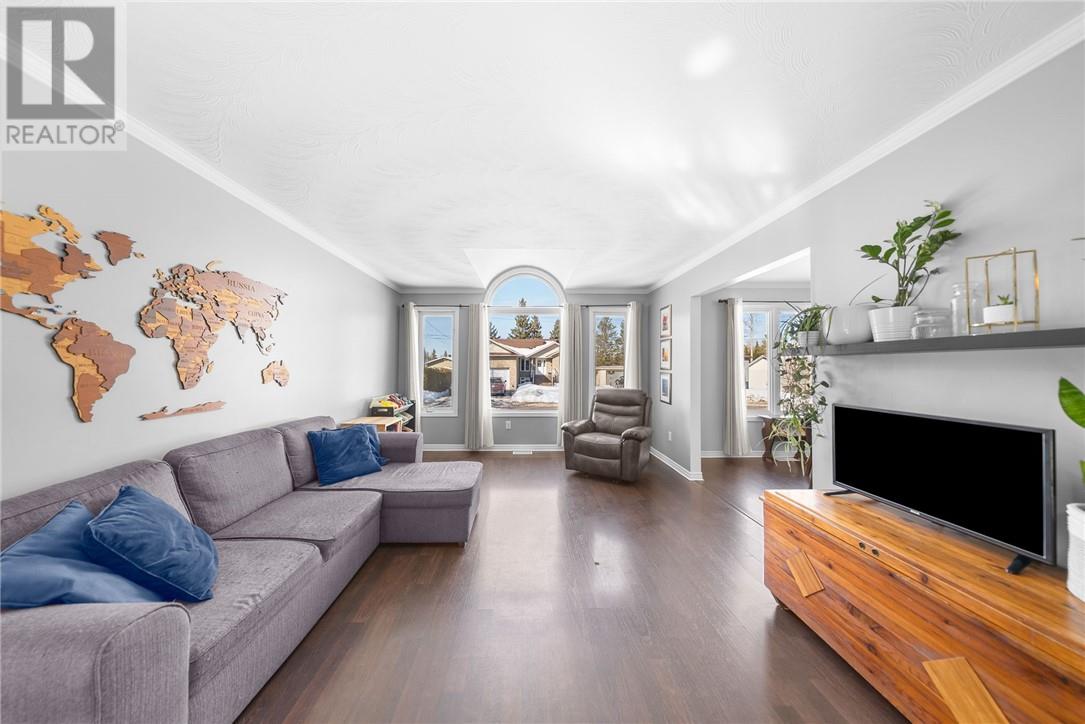 419 Raymond Crescent, Azilda, Ontario  P0M 1B0 - Photo 10 - 2126727