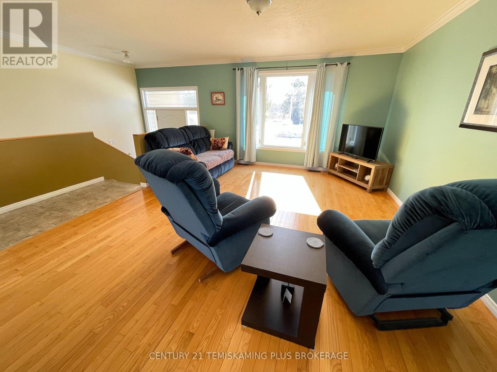 99 Pine Street W, Temiskaming Shores (New Liskeard), Ontario  P0J 1P0 - Photo 11 - T12869578