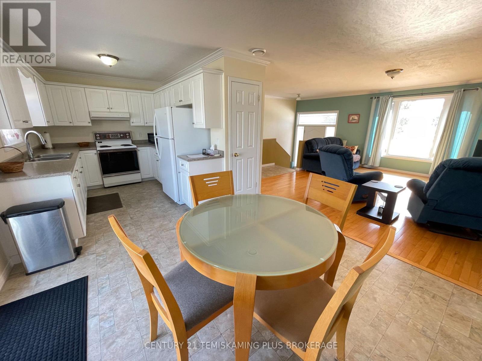 99 Pine Street W, Temiskaming Shores (New Liskeard), Ontario  P0J 1P0 - Photo 13 - T12869578