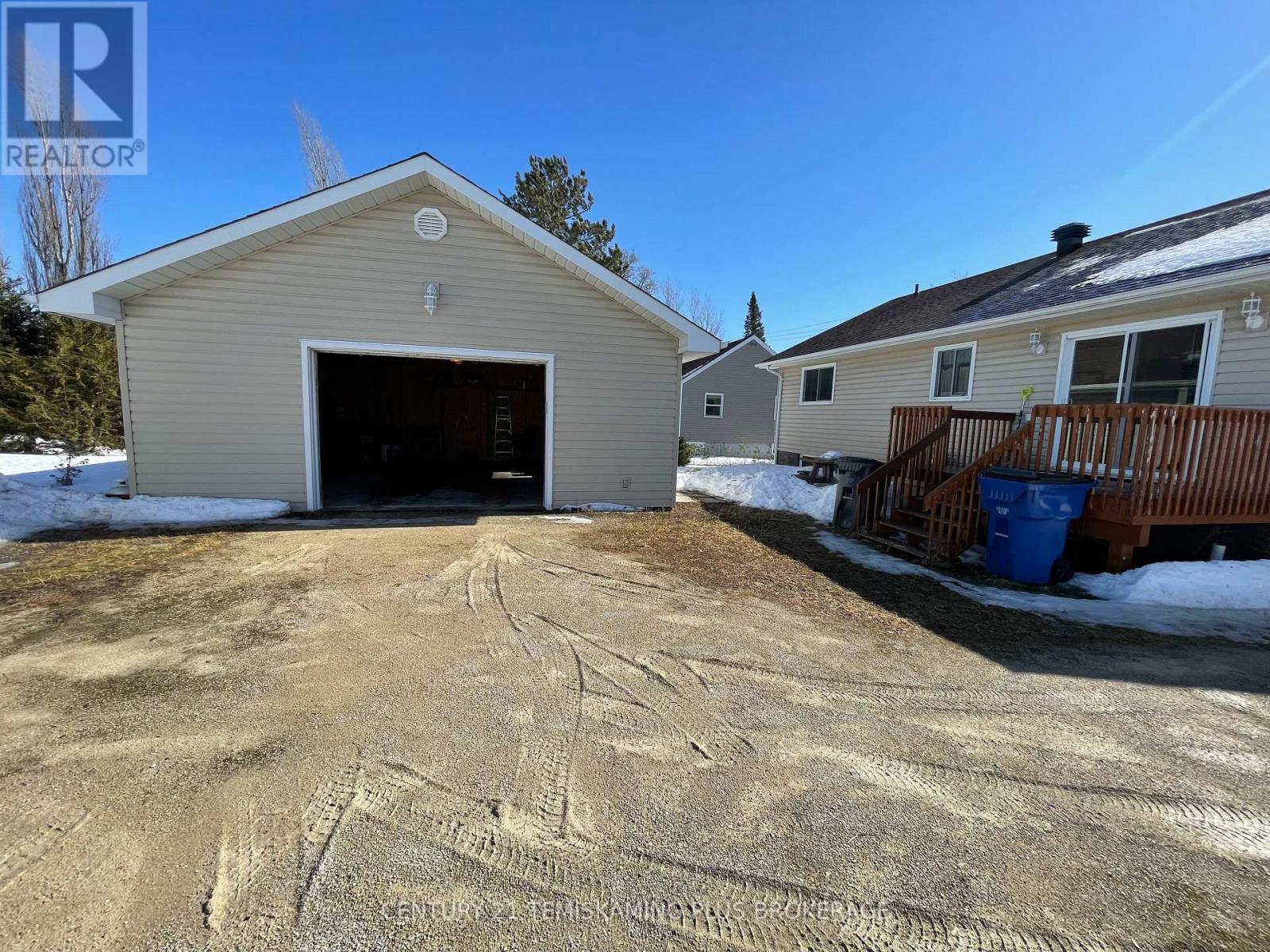 99 Pine Street W, Temiskaming Shores (New Liskeard), Ontario  P0J 1P0 - Photo 3 - T12869578