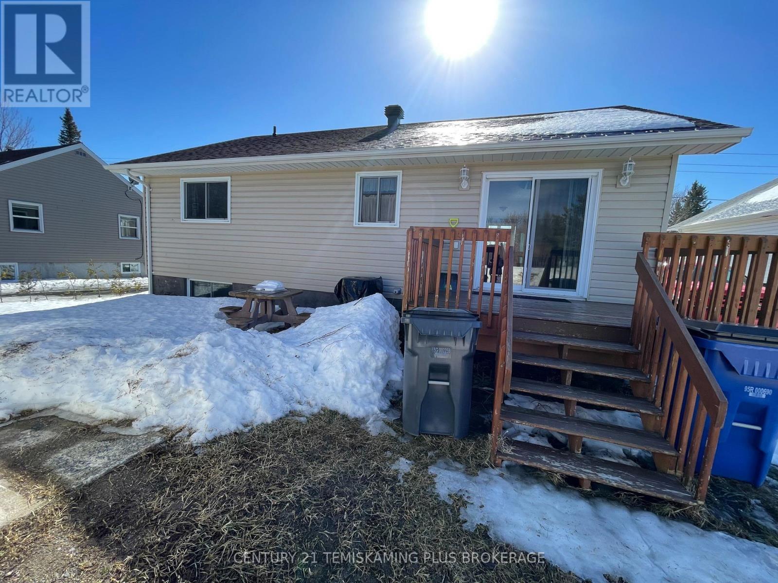 99 Pine Street W, Temiskaming Shores (New Liskeard), Ontario  P0J 1P0 - Photo 4 - T12869578