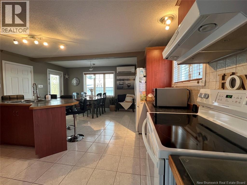 120 34th Avenue, Edmundston, New Brunswick  E3V 2T6 - Photo 7 - NB134775