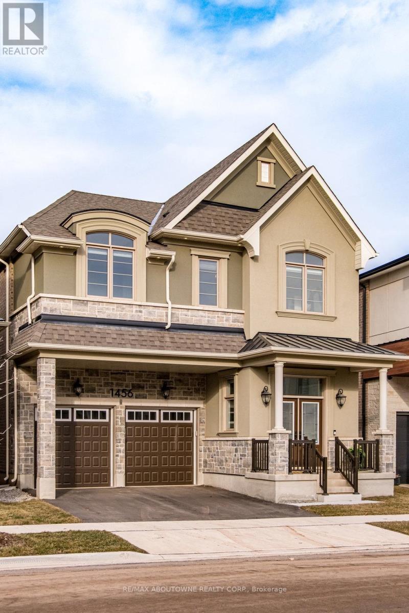 1456 FORD STRATHY CRESCENT, Oakville, Ontario