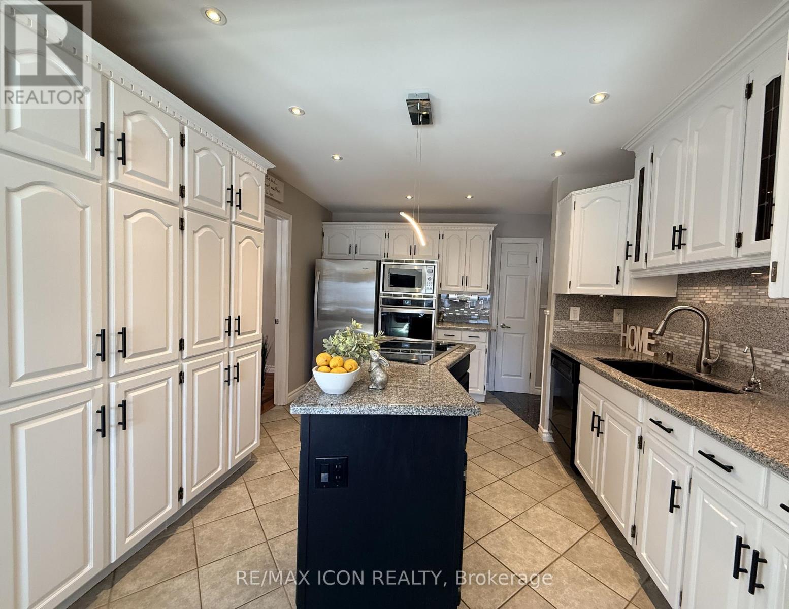 151 Brixham Crescent, London South, Ontario  N6K 1K9 - Photo 9 - X12697982
