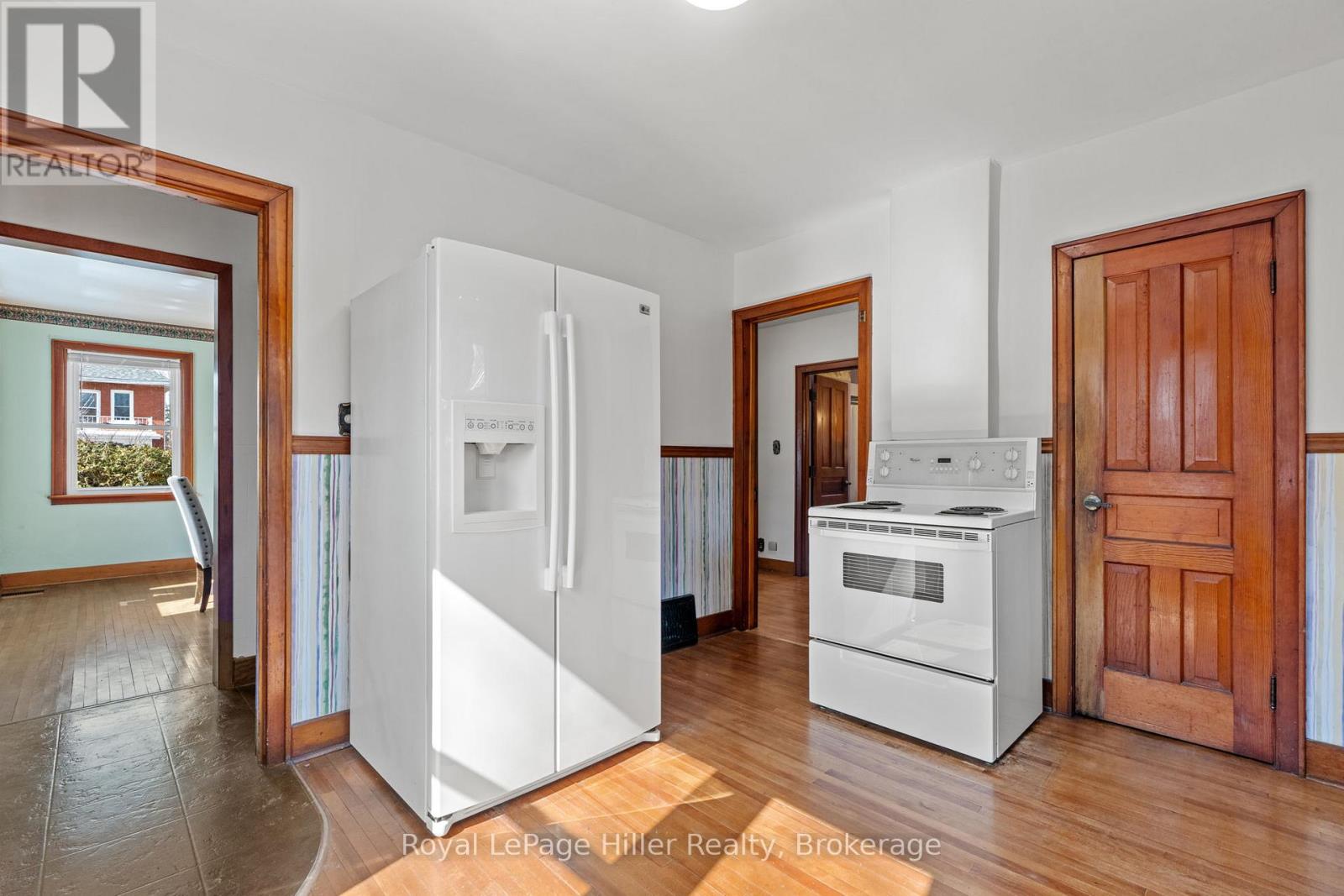 27 Pacific Avenue, Perth East, Ontario  N0K 1M0 - Photo 13 - X12869644