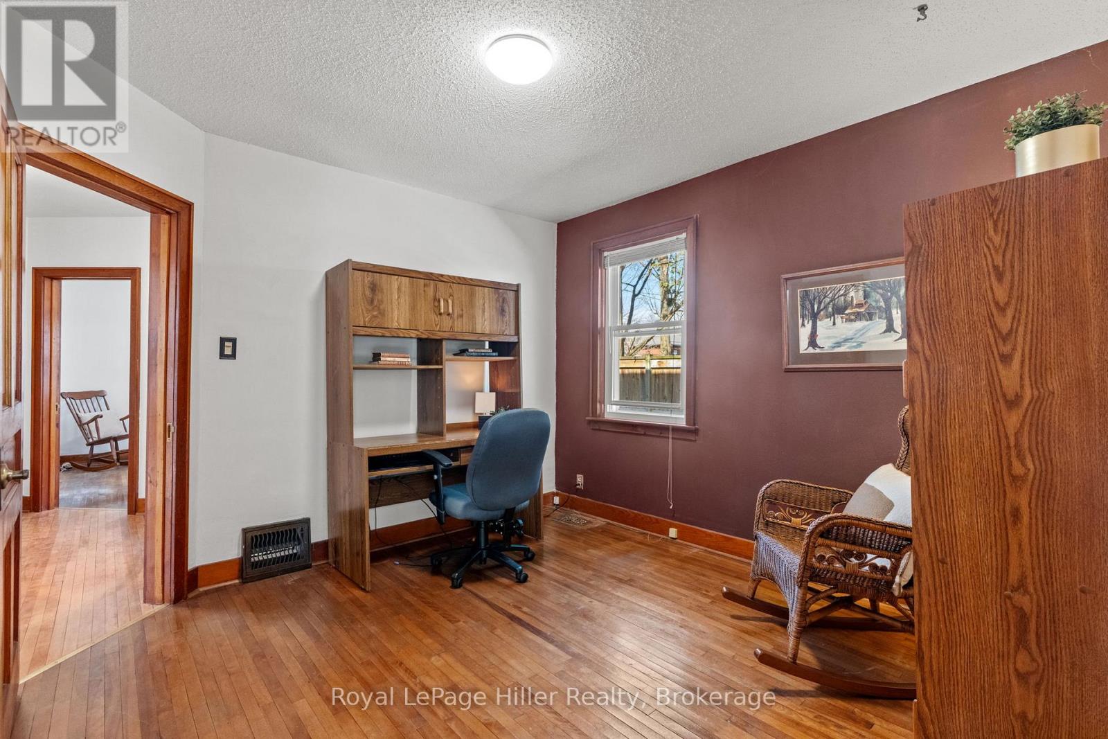 27 Pacific Avenue, Perth East, Ontario  N0K 1M0 - Photo 19 - X12869644