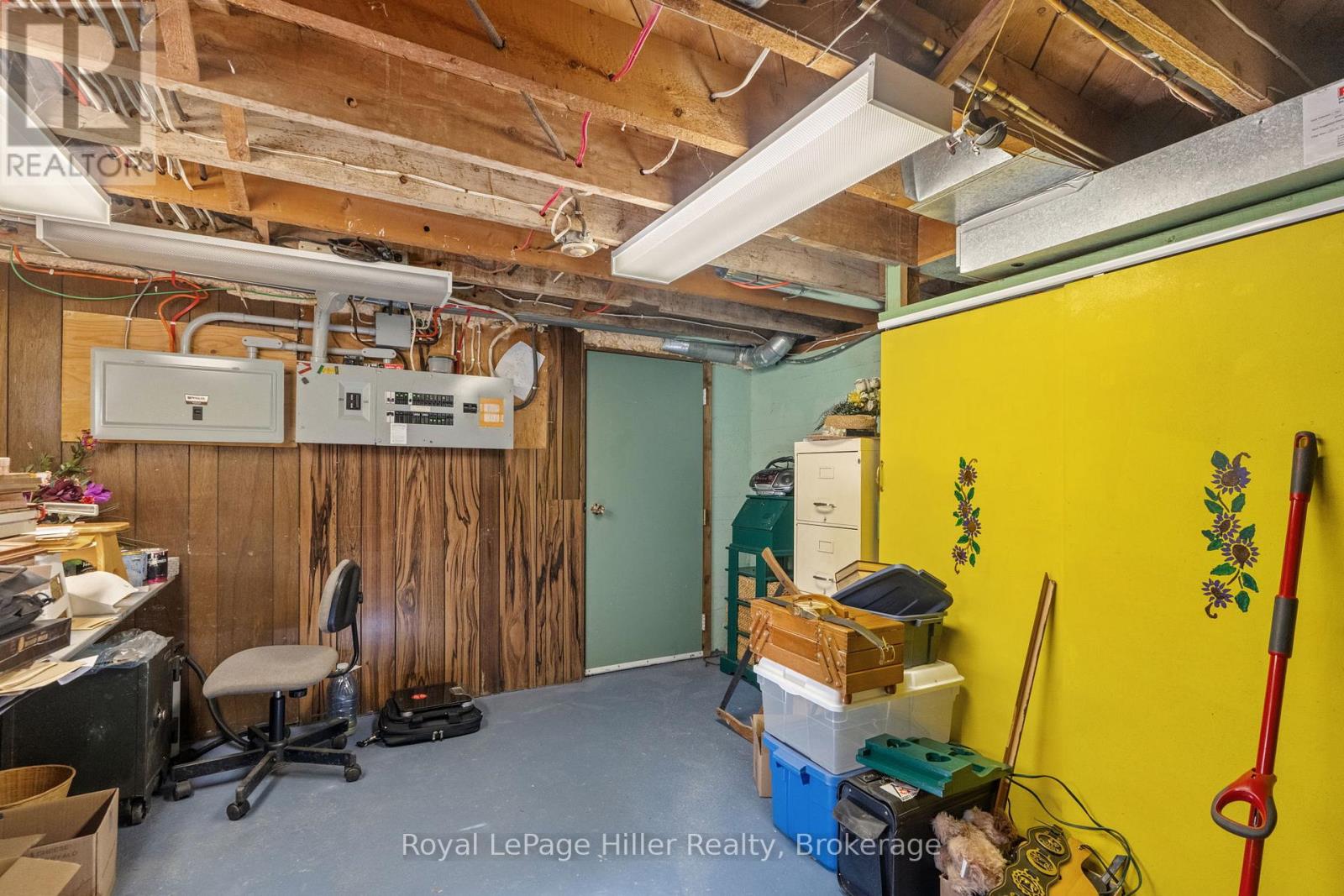 27 Pacific Avenue, Perth East, Ontario  N0K 1M0 - Photo 35 - X12869644