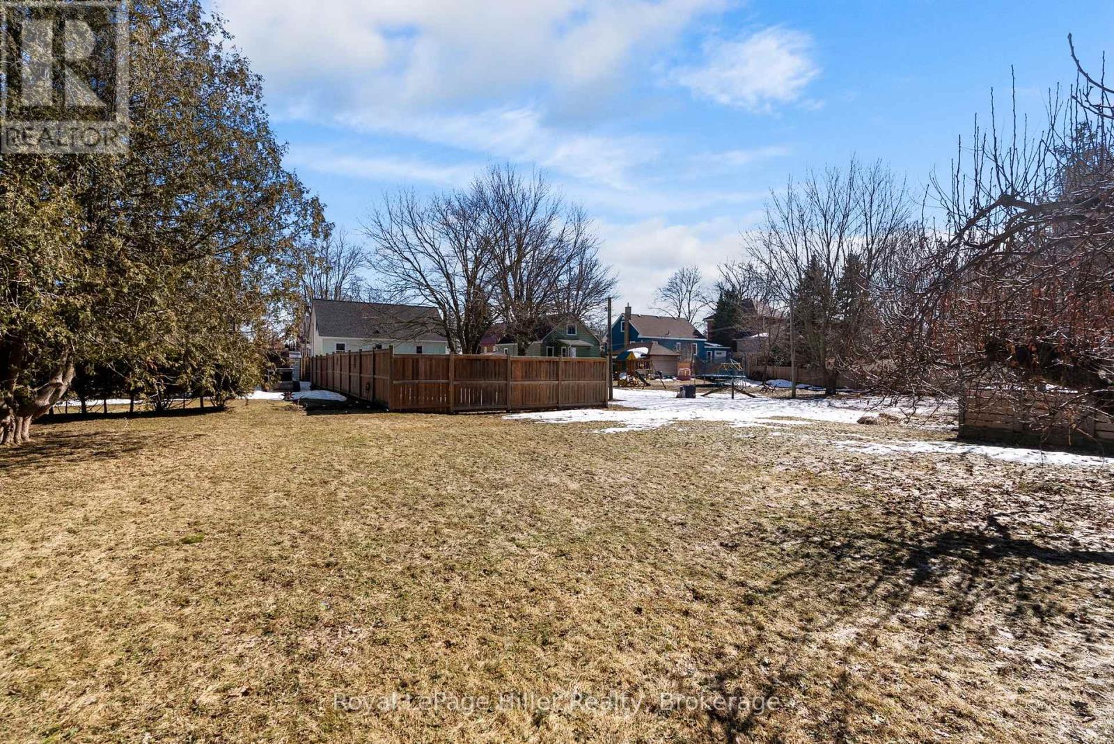 27 Pacific Avenue, Perth East, Ontario  N0K 1M0 - Photo 39 - X12869644