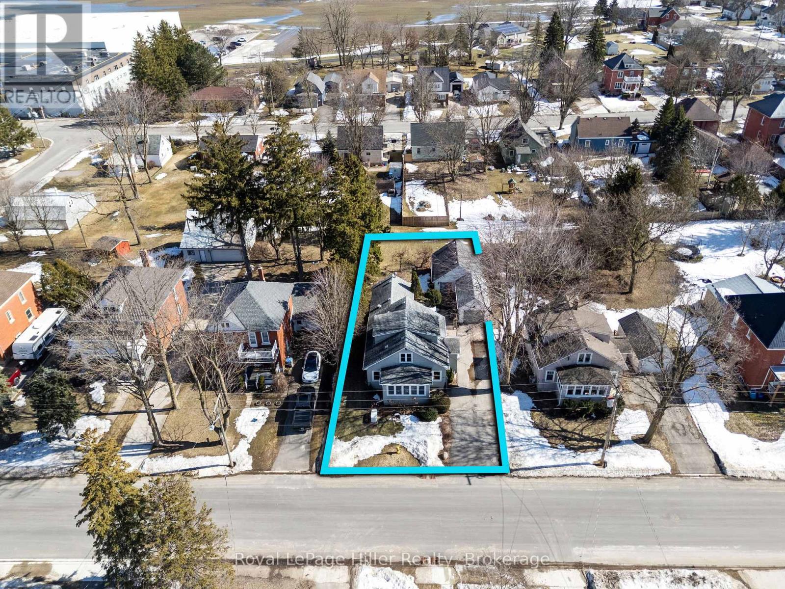 27 Pacific Avenue, Perth East, Ontario  N0K 1M0 - Photo 5 - X12869644