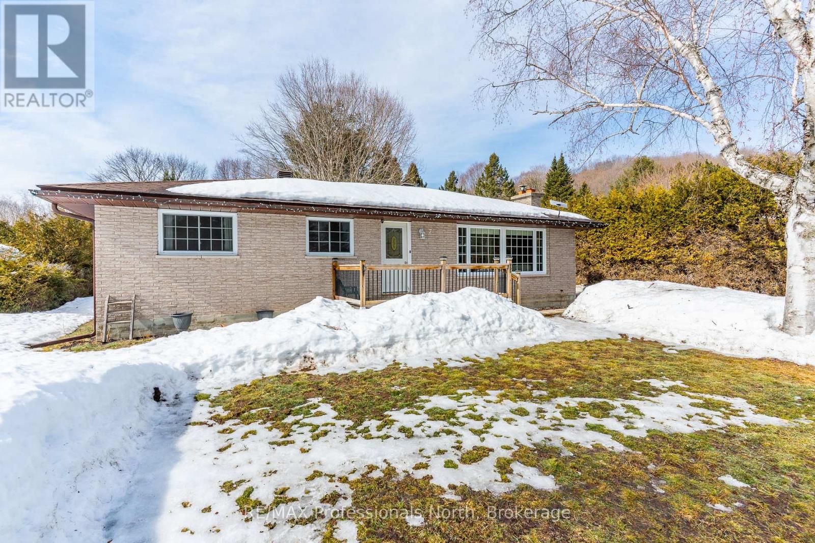 7 WINCHESTER STREET, Minden Hills, Ontario