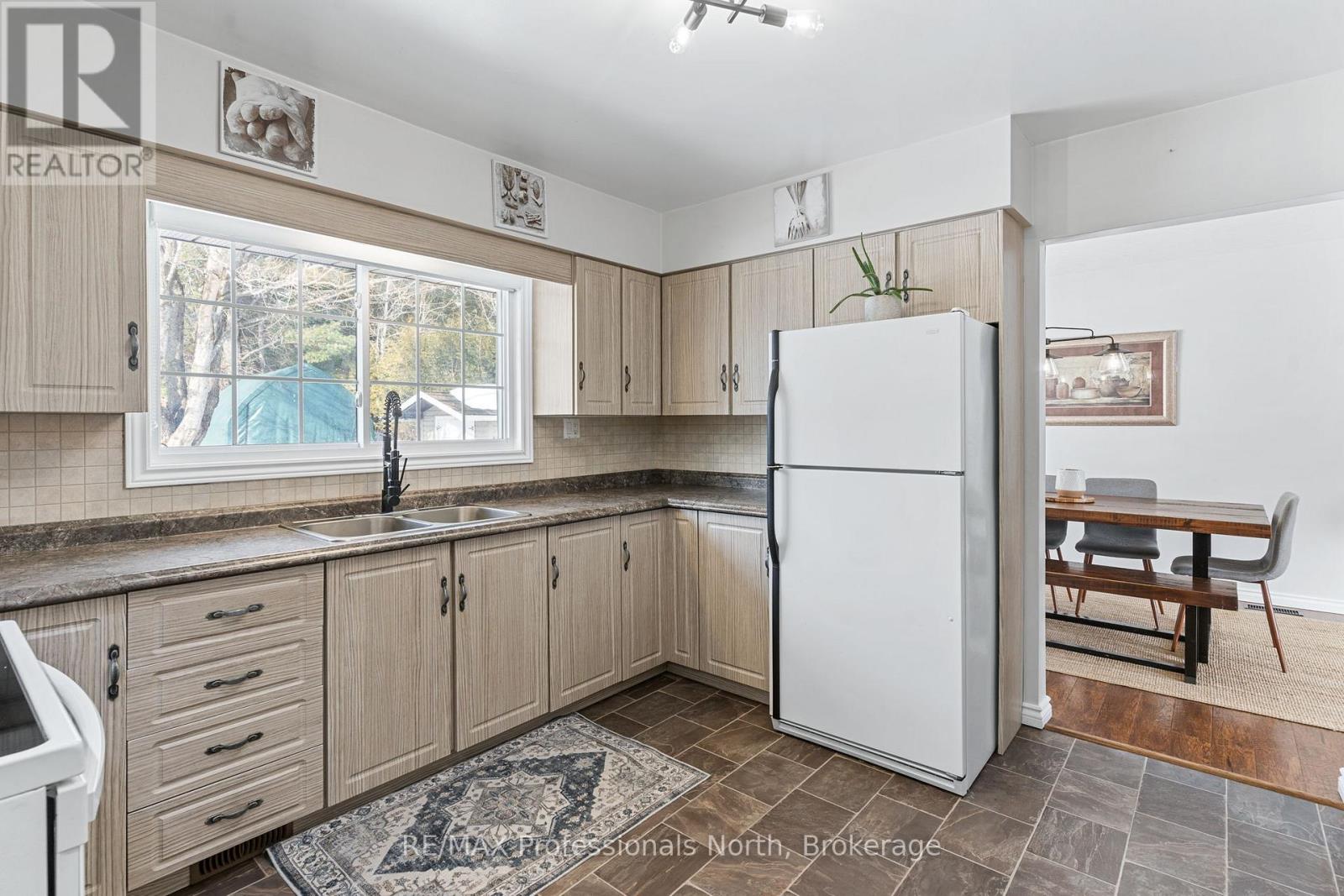 7 Winchester Street, Minden Hills, Ontario  K0M 1S0 - Photo 16 - X12869660