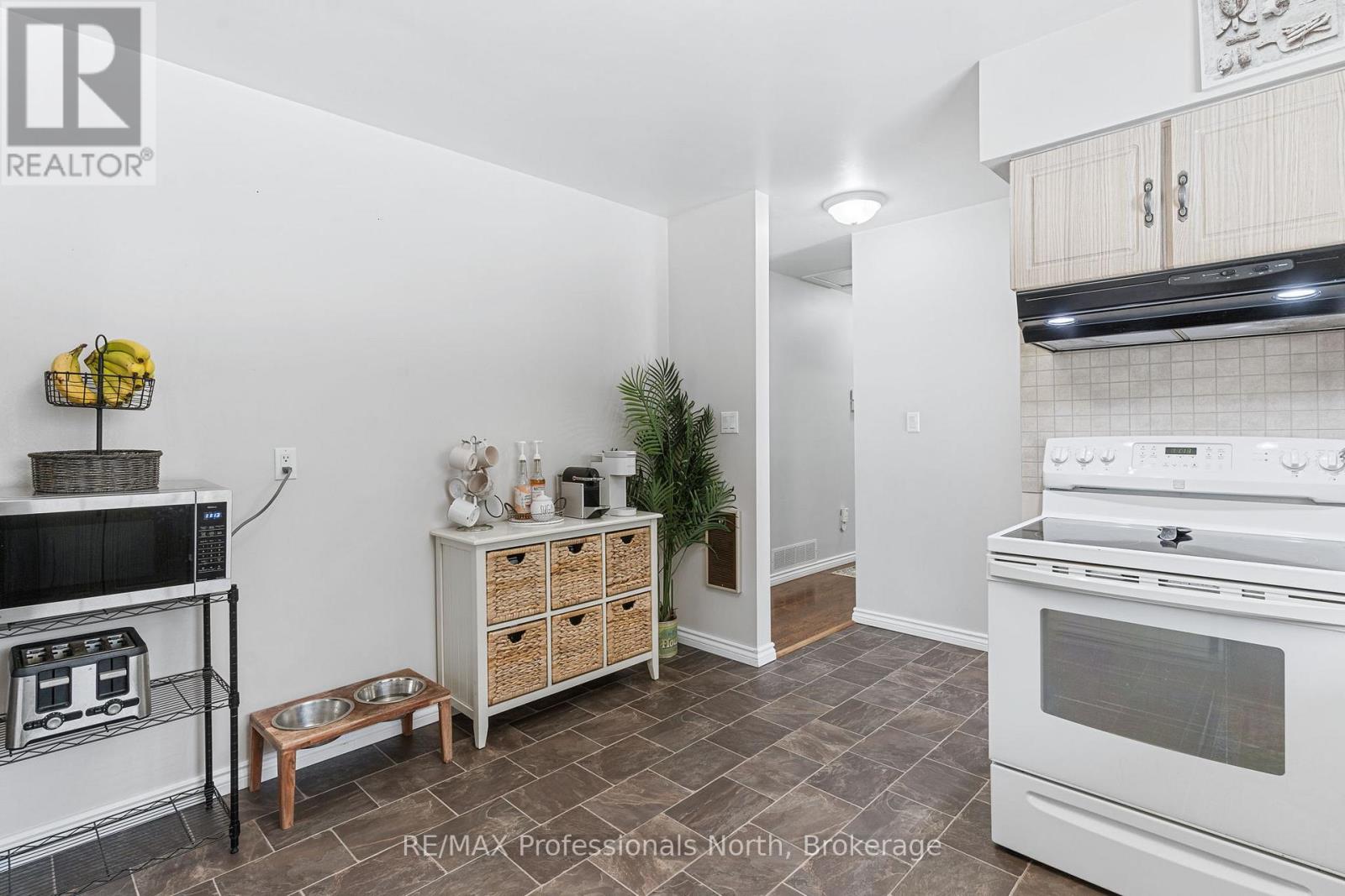 7 Winchester Street, Minden Hills, Ontario  K0M 1S0 - Photo 18 - X12869660