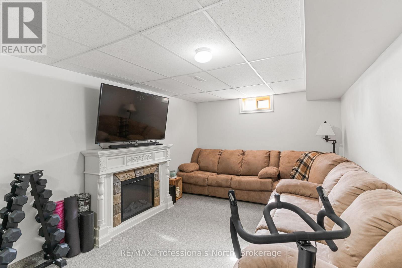 7 Winchester Street, Minden Hills, Ontario  K0M 1S0 - Photo 34 - X12869660