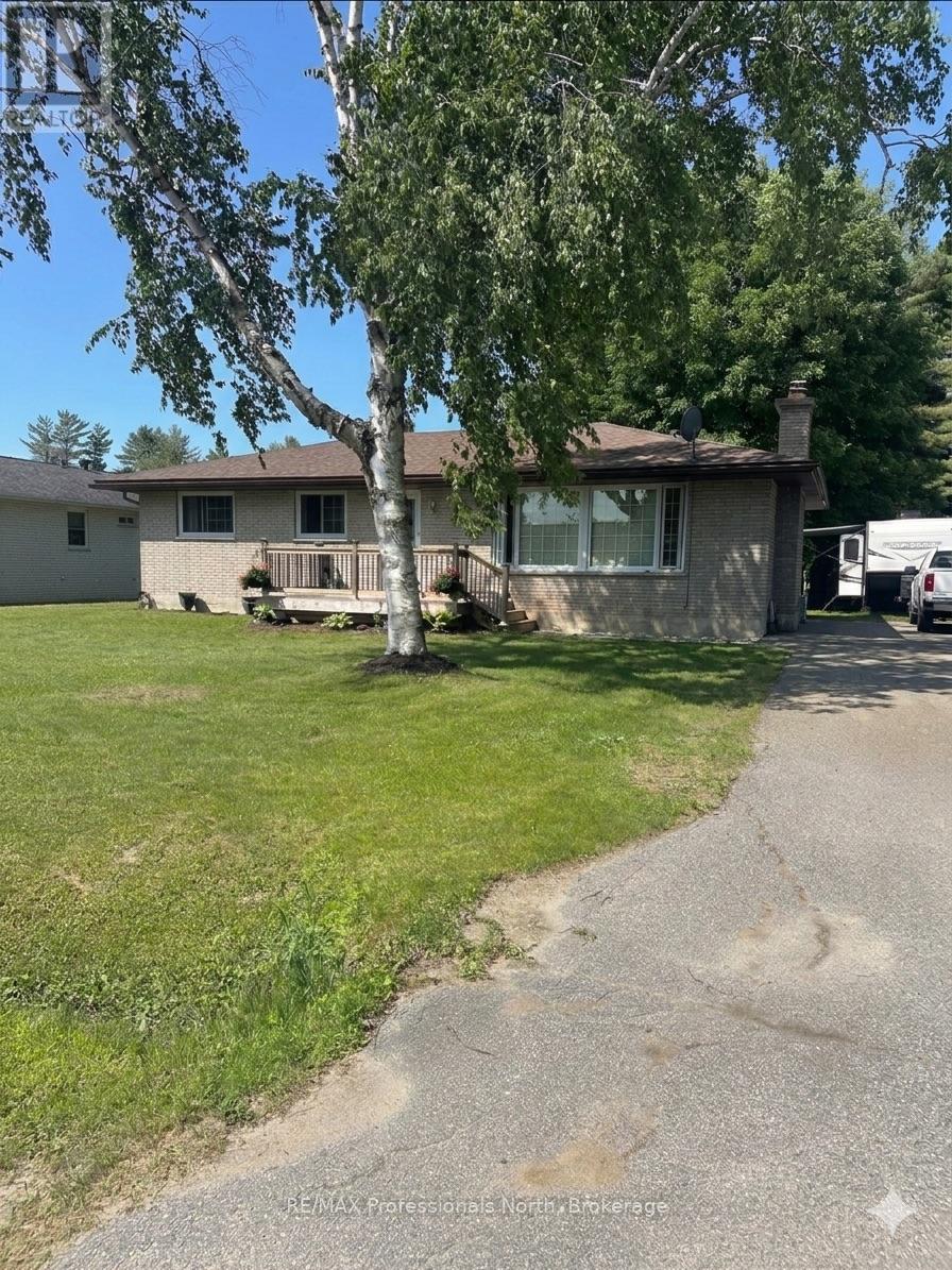 7 Winchester Street, Minden Hills, Ontario  K0M 1S0 - Photo 48 - X12869660