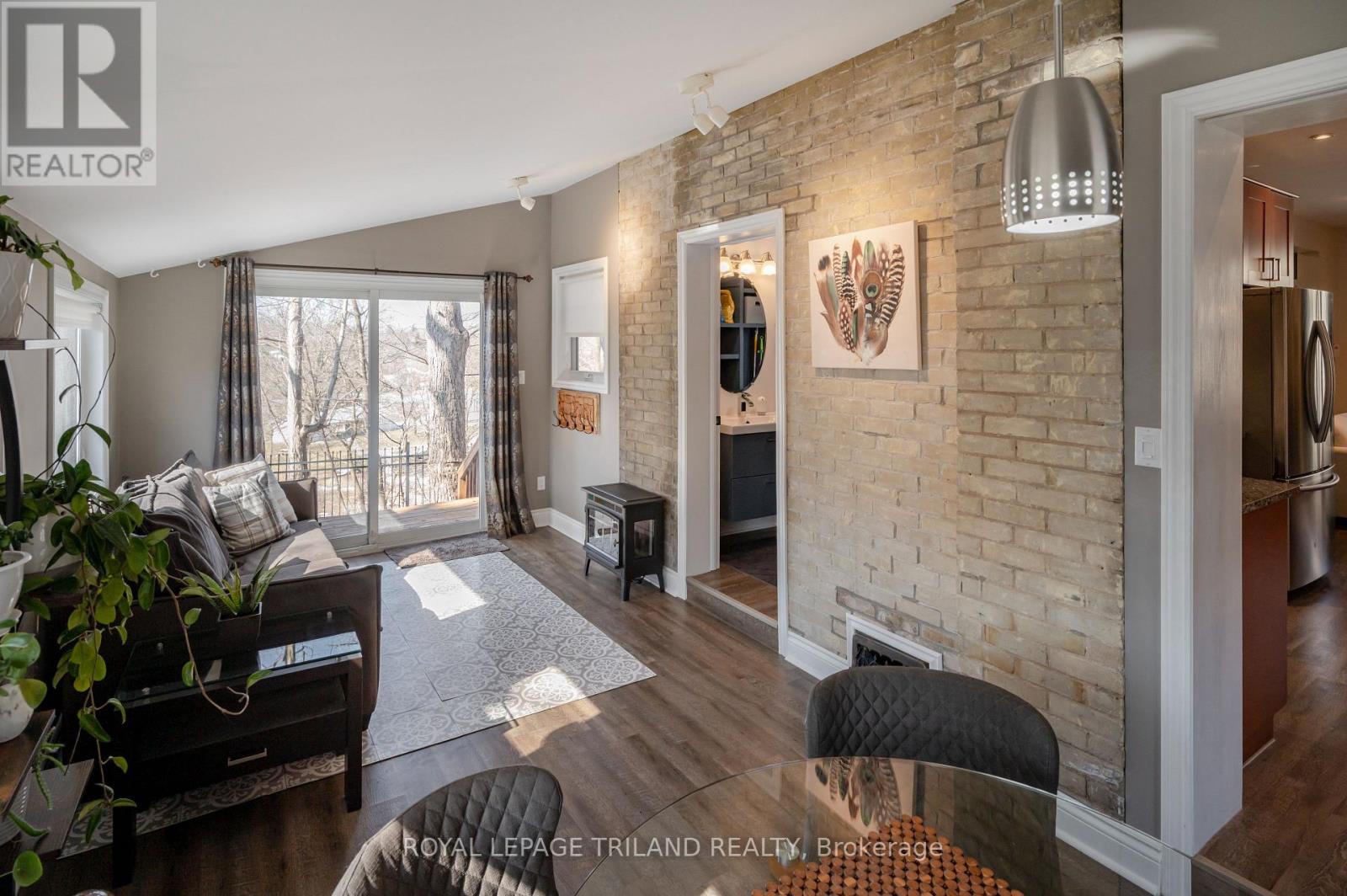 2 Ingleside Place, London South (South F), Ontario  N6C 1E1 - Photo 16 - X12869612