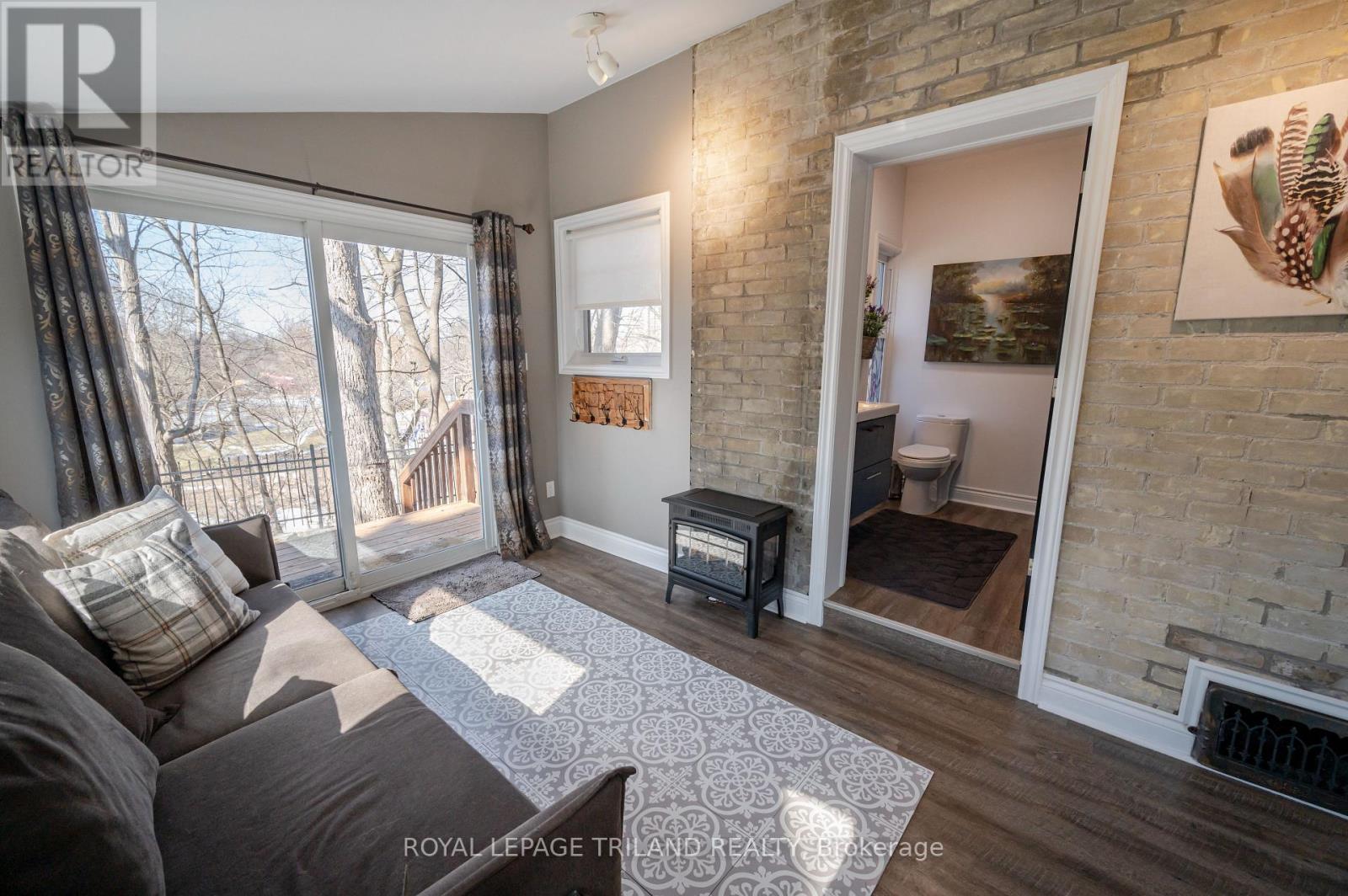 2 Ingleside Place, London South (South F), Ontario  N6C 1E1 - Photo 18 - X12869612