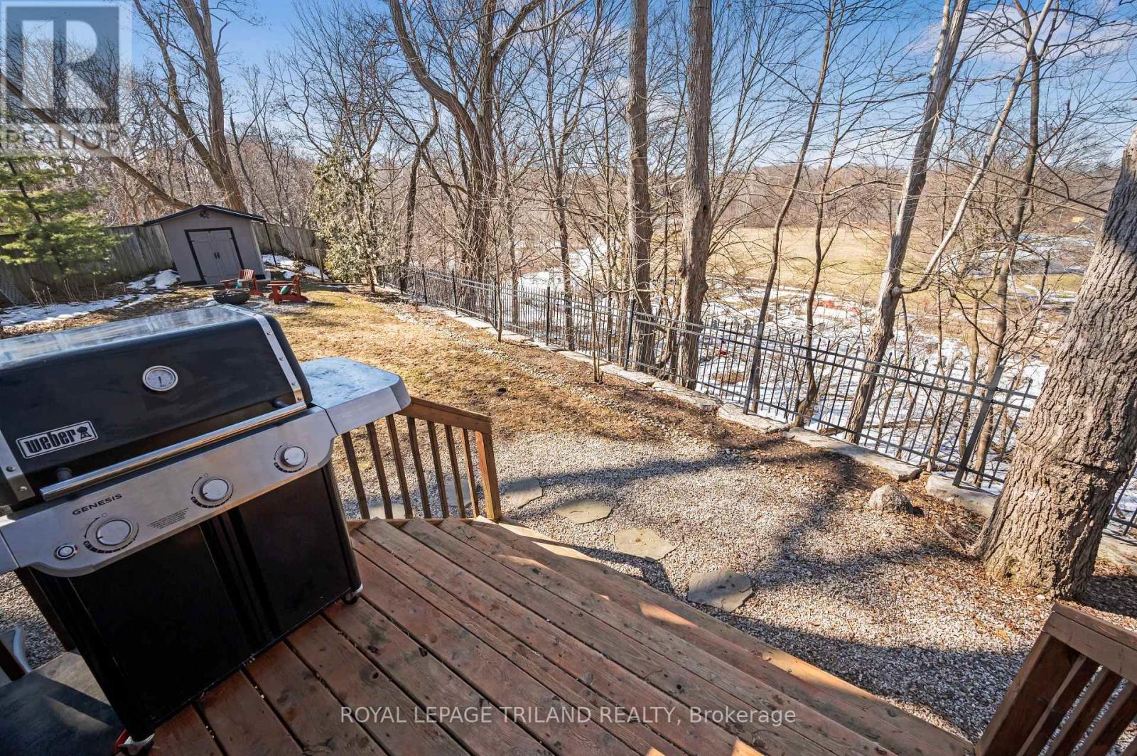 2 Ingleside Place, London South (South F), Ontario  N6C 1E1 - Photo 30 - X12869612