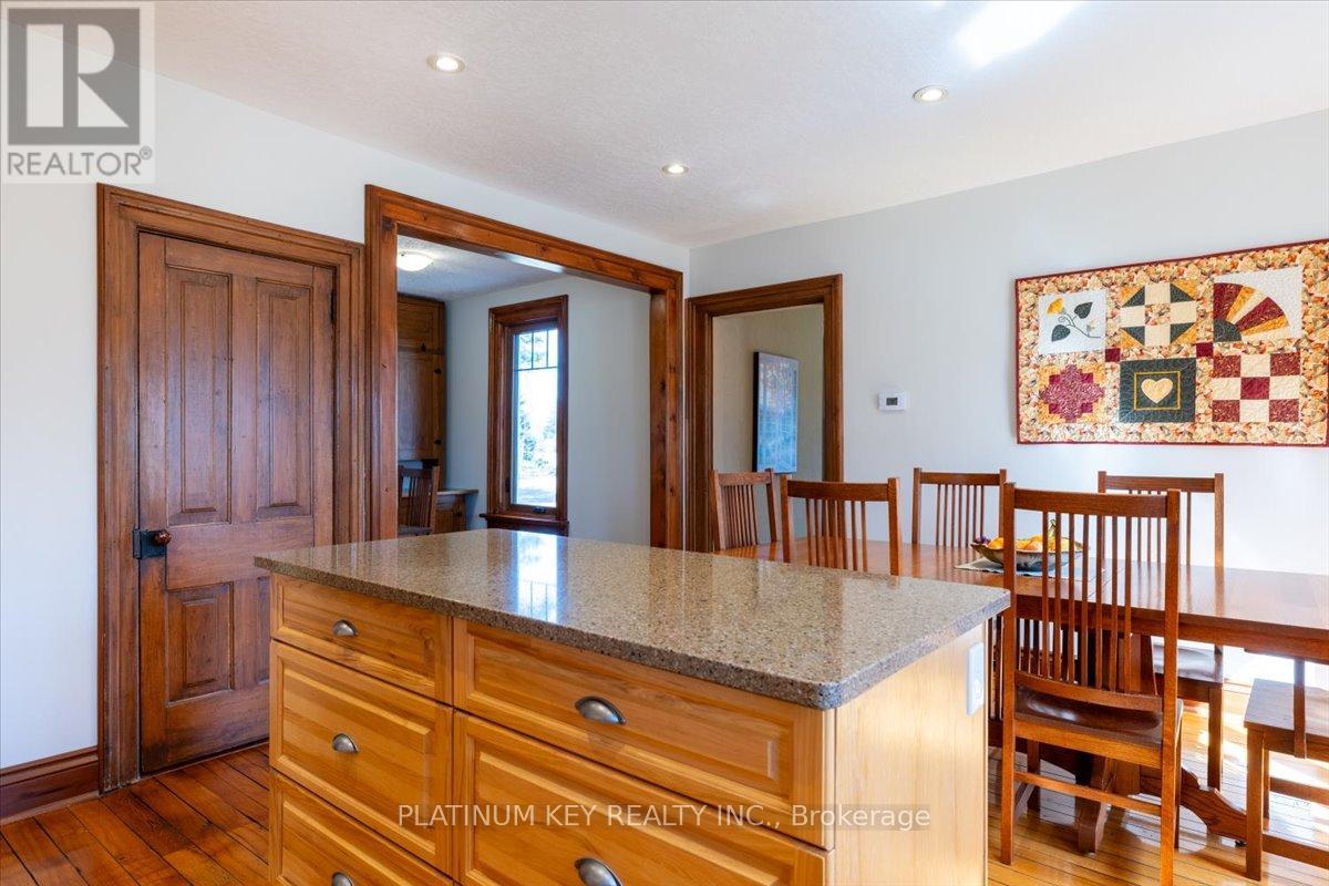 23375 Mcevoy Road, Strathroy-Caradoc, Ontario  N0L 1W0 - Photo 12 - X12869640