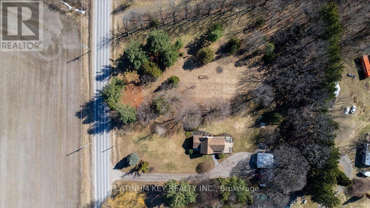 23375 Mcevoy Road, Strathroy-Caradoc, Ontario  N0L 1W0 - Photo 33 - X12869640