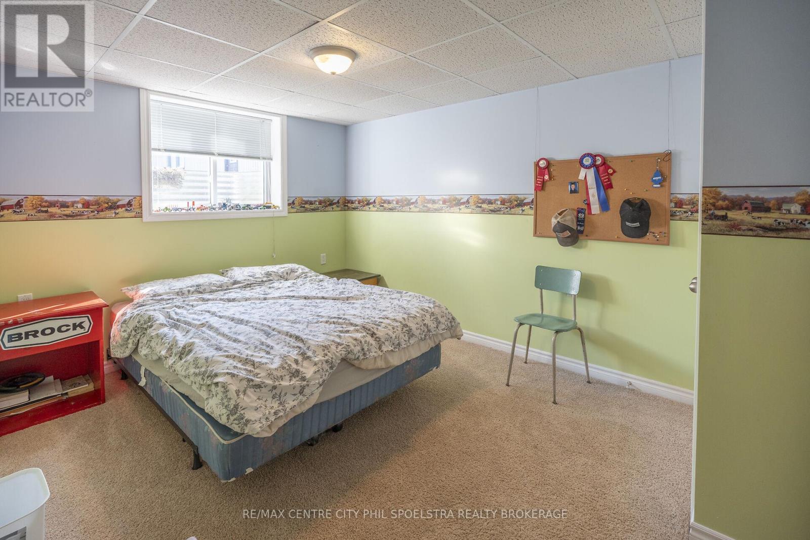 5029 Falconbridge Drive, Southwest Middlesex, Ontario  N0L 1A0 - Photo 50 - X12869670