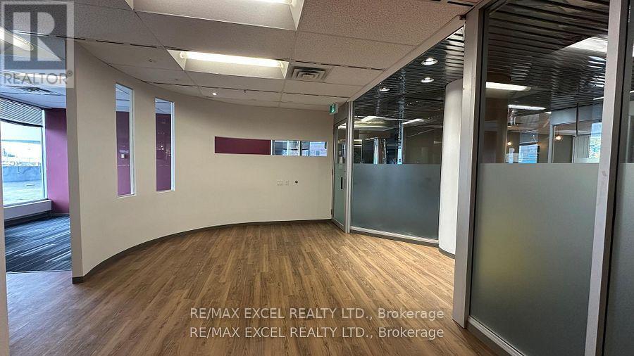 108a - 55 Town Centre Court, Toronto (Bendale), Ontario  M1P 4X4 - Photo 7 - E12869608