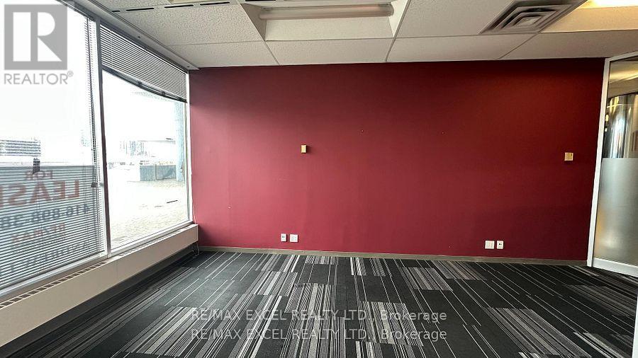 108ab - 55 Town Centre Court, Toronto (Bendale), Ontario  M1P 4X4 - Photo 8 - E12869614