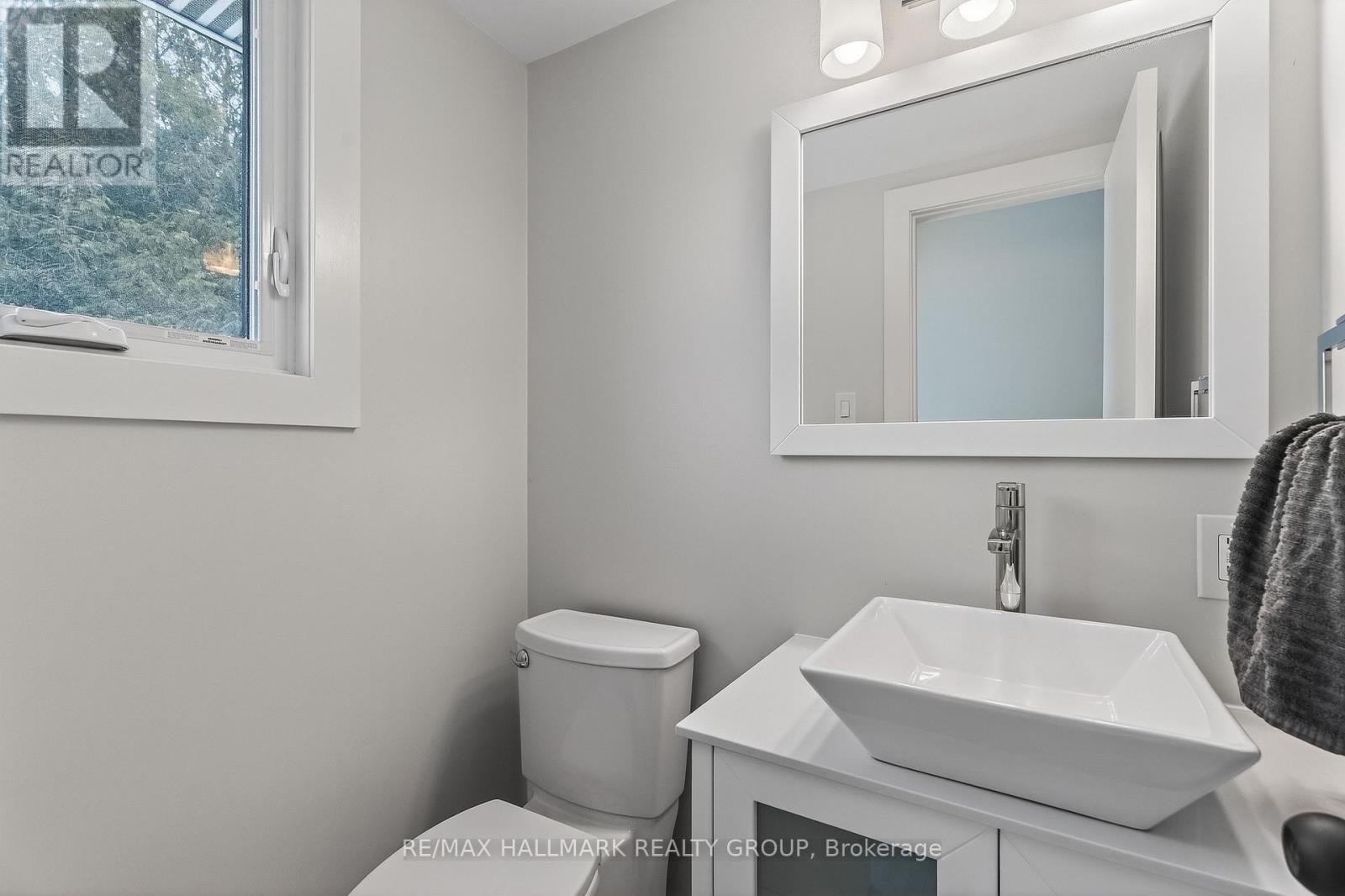 27 King Street, Ottawa, Ontario  K0A 2Z0 - Photo 6 - X12869582