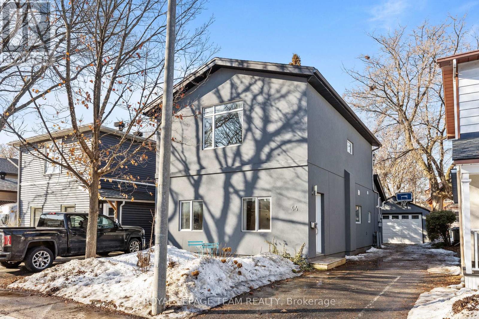 44 CHESTNUT STREET, ottawa, Ontario