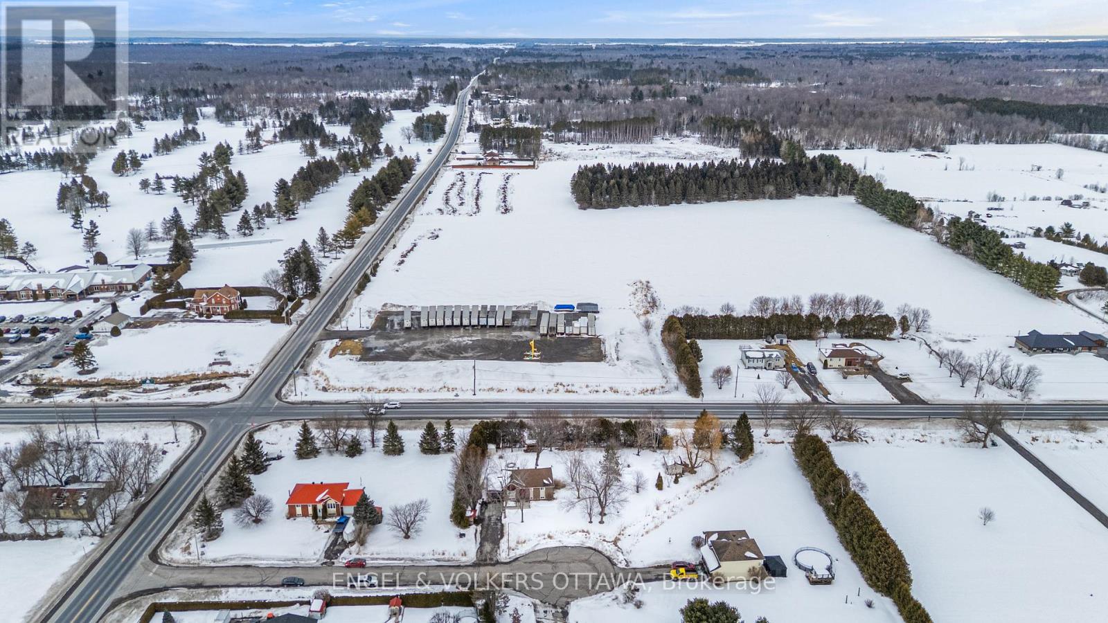 2437 Henri Menard Court, Clarence-Rockland, Ontario  K0A 2A0 - Photo 49 - X12869620