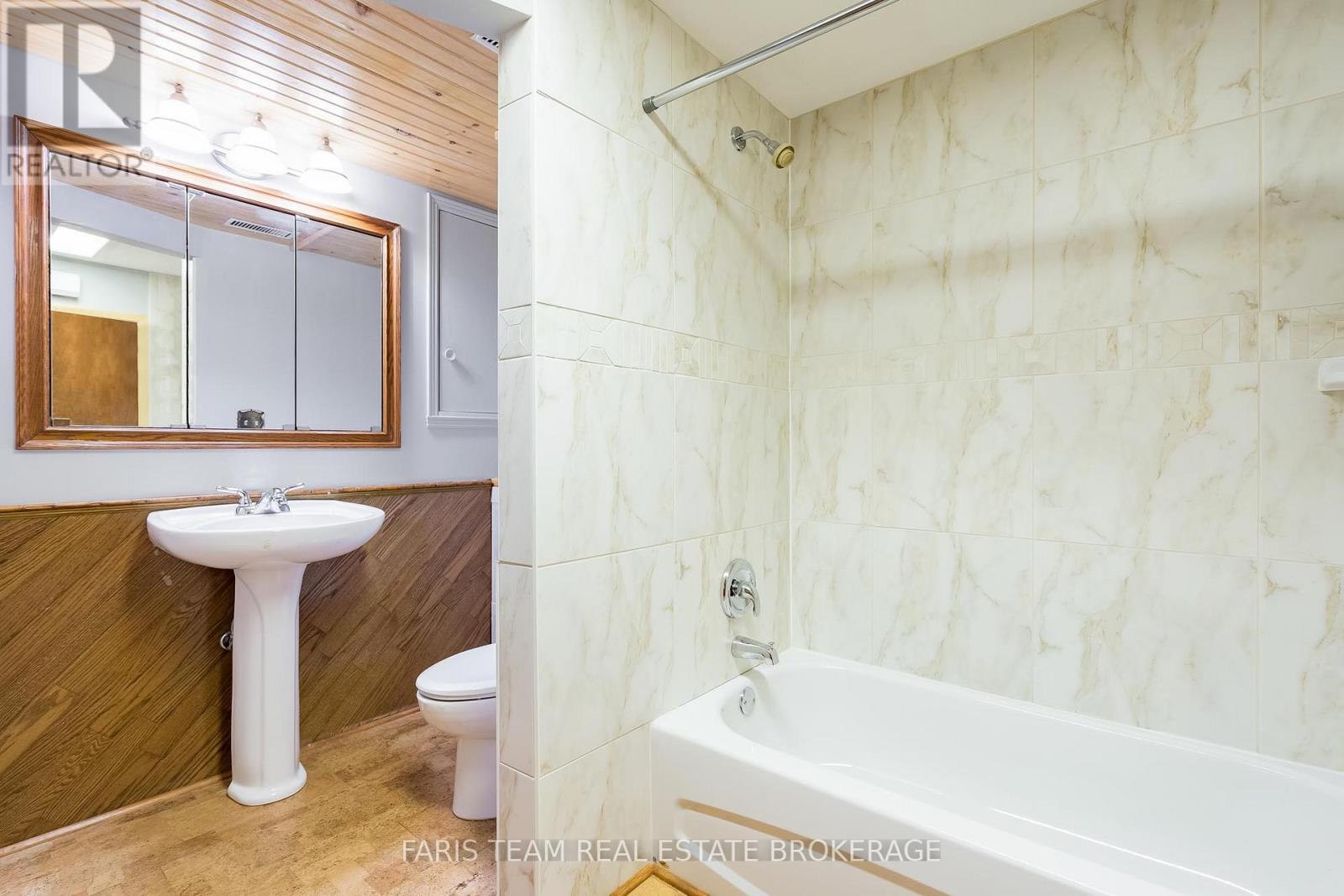 126 Nelson Street E, New Tecumseth, Ontario  L9R 1J5 - Photo 30 - N12869654