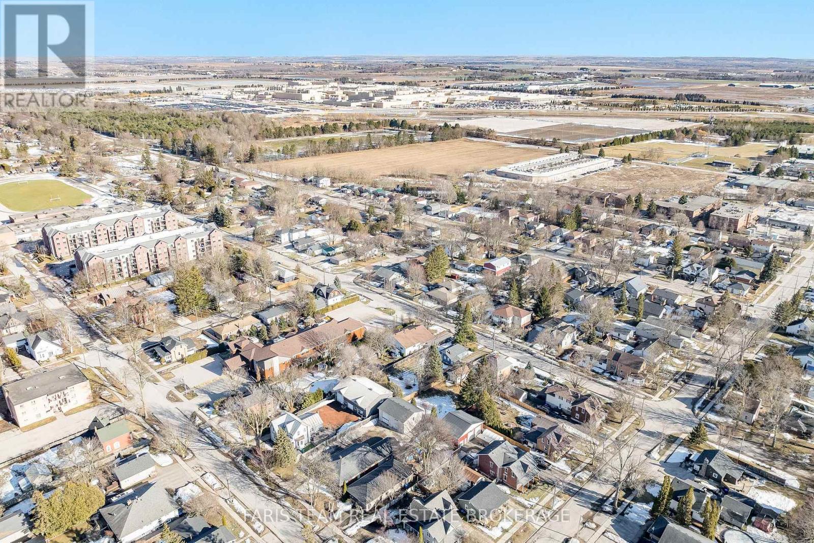 126 Nelson Street E, New Tecumseth, Ontario  L9R 1J5 - Photo 38 - N12869654