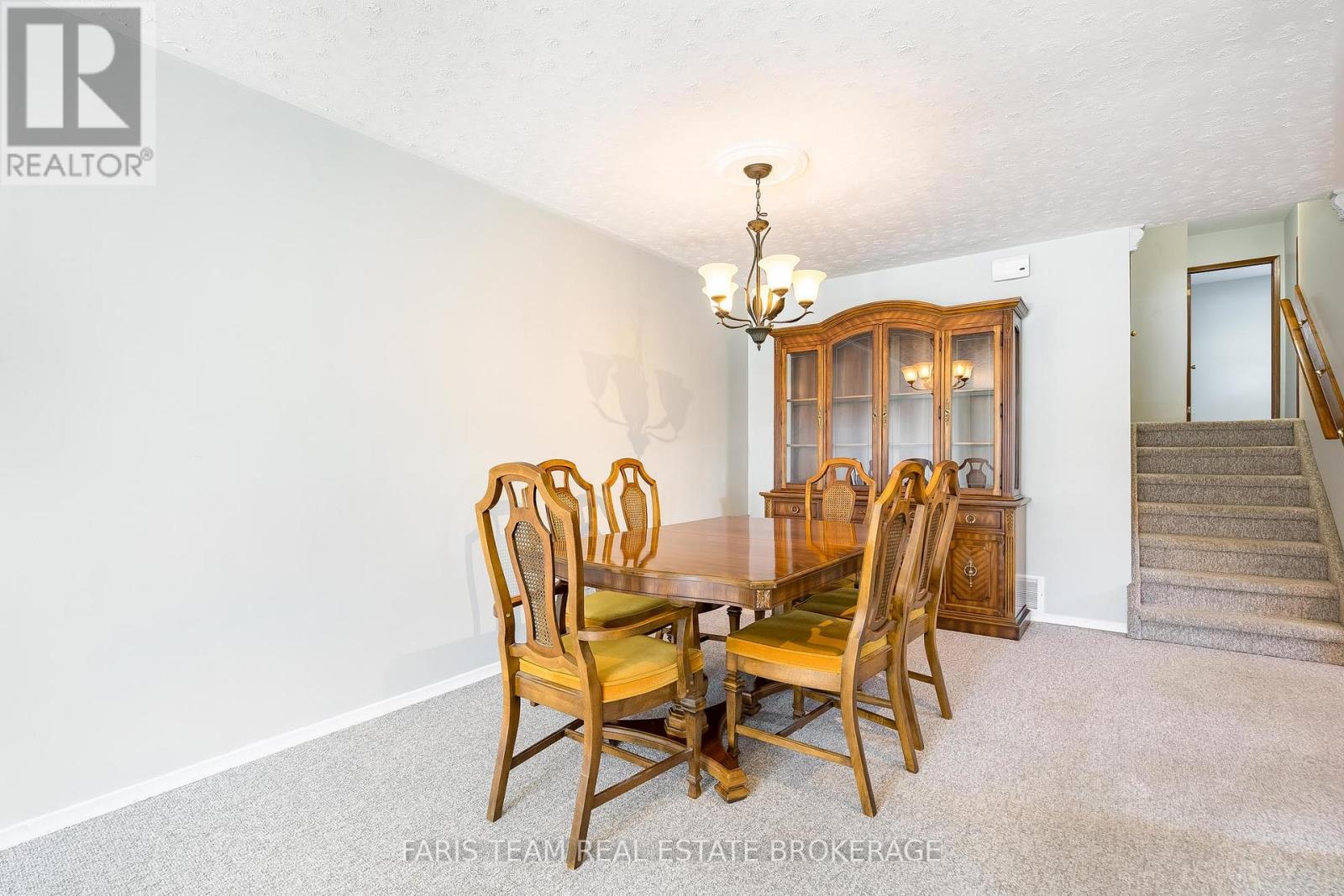 126 Nelson Street E, New Tecumseth, Ontario  L9R 1J5 - Photo 9 - N12869654