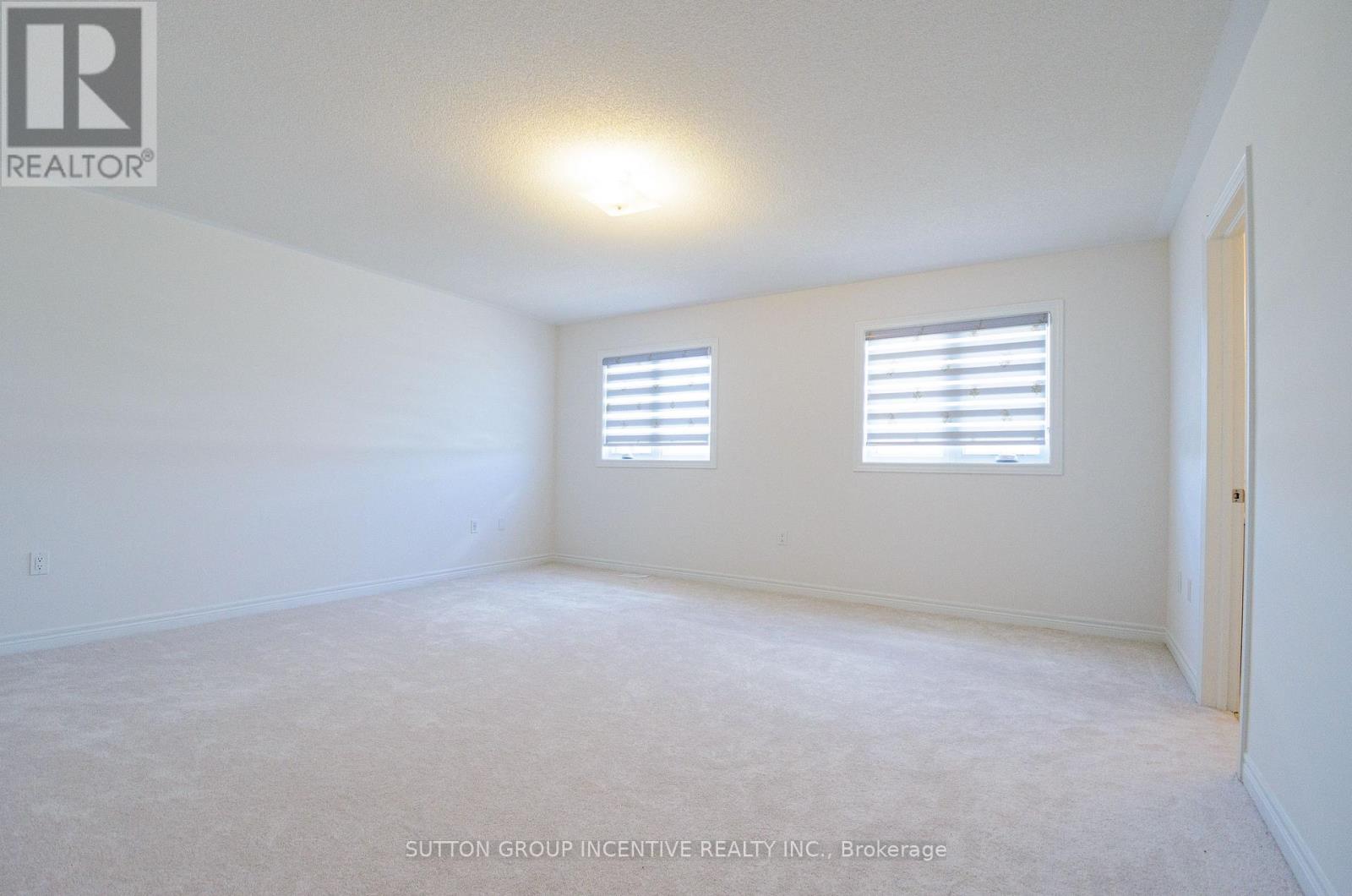 37 Baycroft Boulevard, Essa, Ontario  L3W 0M1 - Photo 19 - N12869656