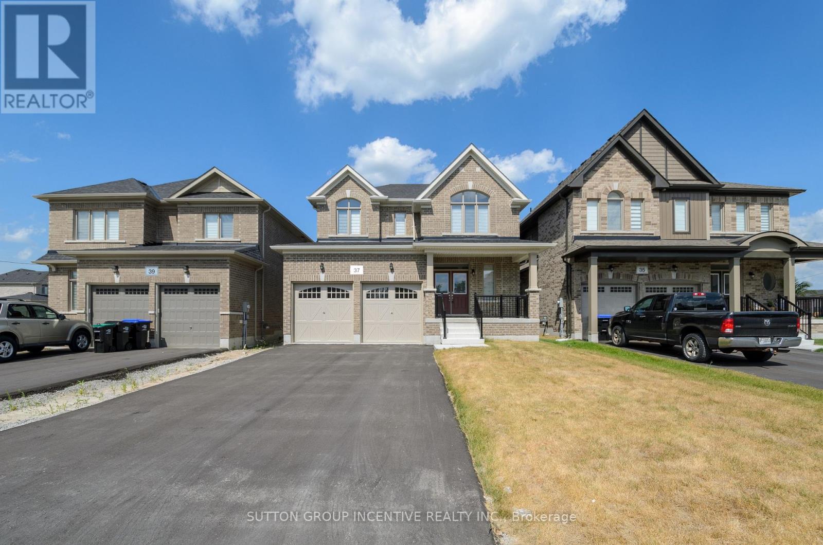 37 Baycroft Boulevard, Essa, Ontario  L3W 0M1 - Photo 24 - N12869656