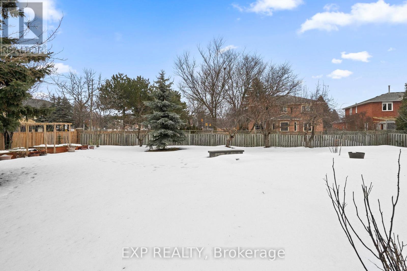 54 Holbrook Court, Markham, Ontario  L3R 7P8 - Photo 33 - N12869682