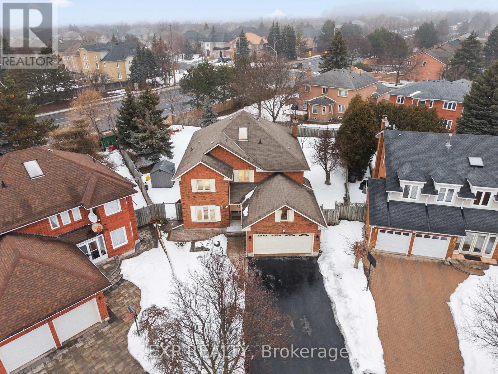 54 Holbrook Court, Markham, Ontario  L3R 7P8 - Photo 38 - N12869682