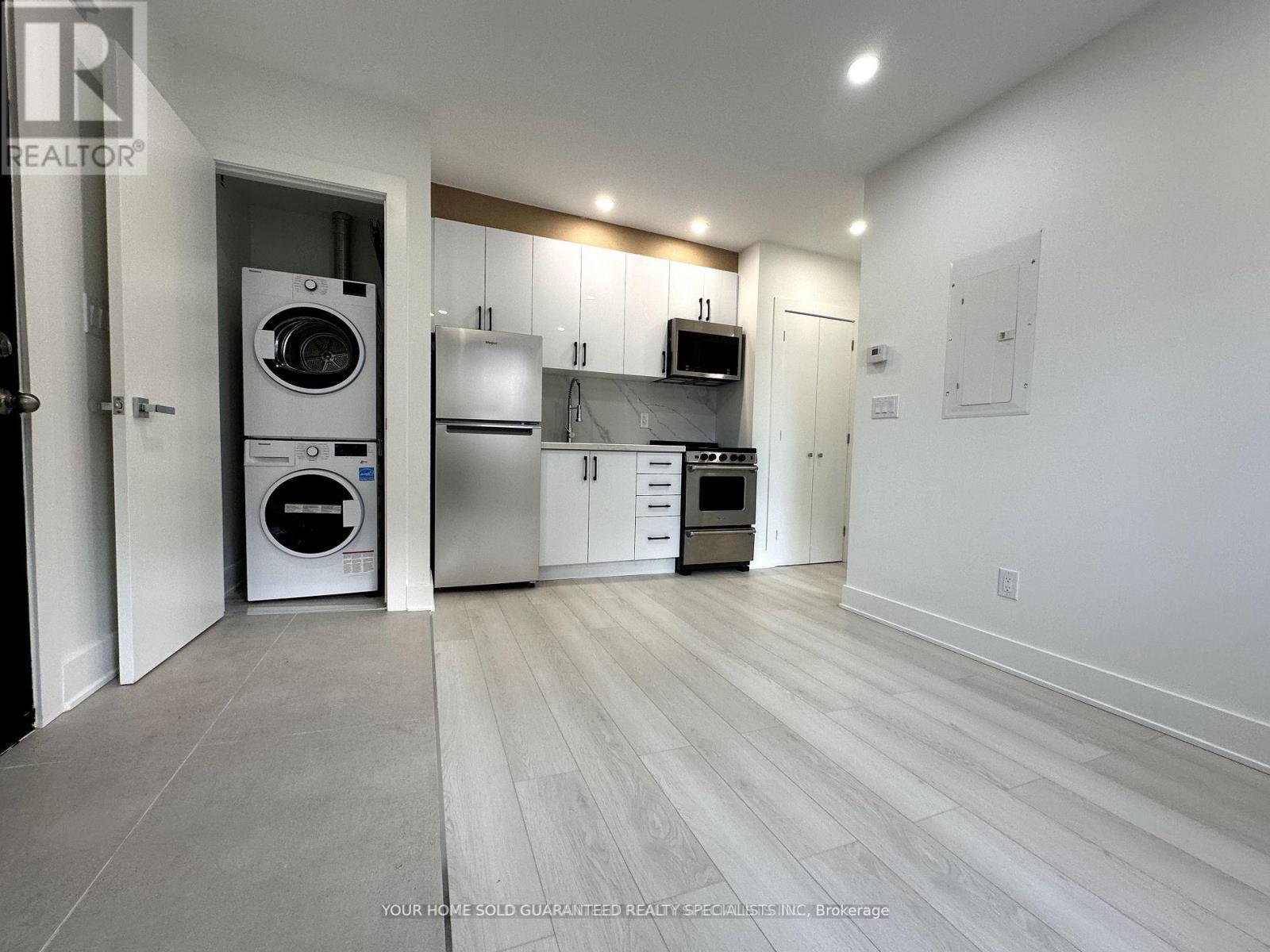 A - 41 Mosley Street, Aurora, Ontario  L4G 1G8 - Photo 3 - N12869694