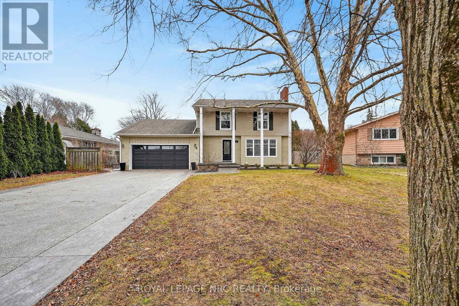 6 Erinbrook Crescent, St. Catharines, Ontario  L2T 1Y5 - Photo 2 - X12869604