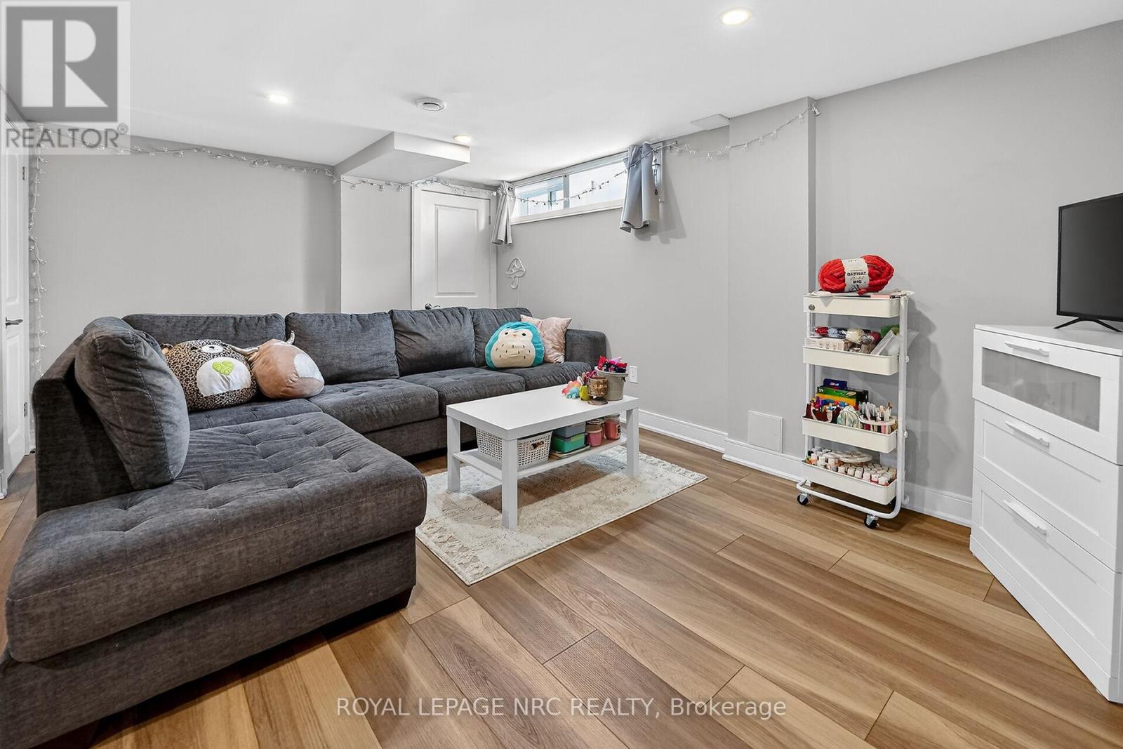 6 Erinbrook Crescent, St. Catharines, Ontario  L2T 1Y5 - Photo 29 - X12869604