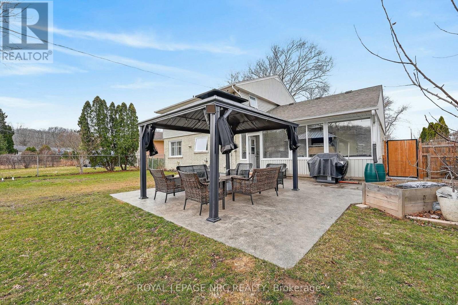 6 Erinbrook Crescent, St. Catharines, Ontario  L2T 1Y5 - Photo 36 - X12869604