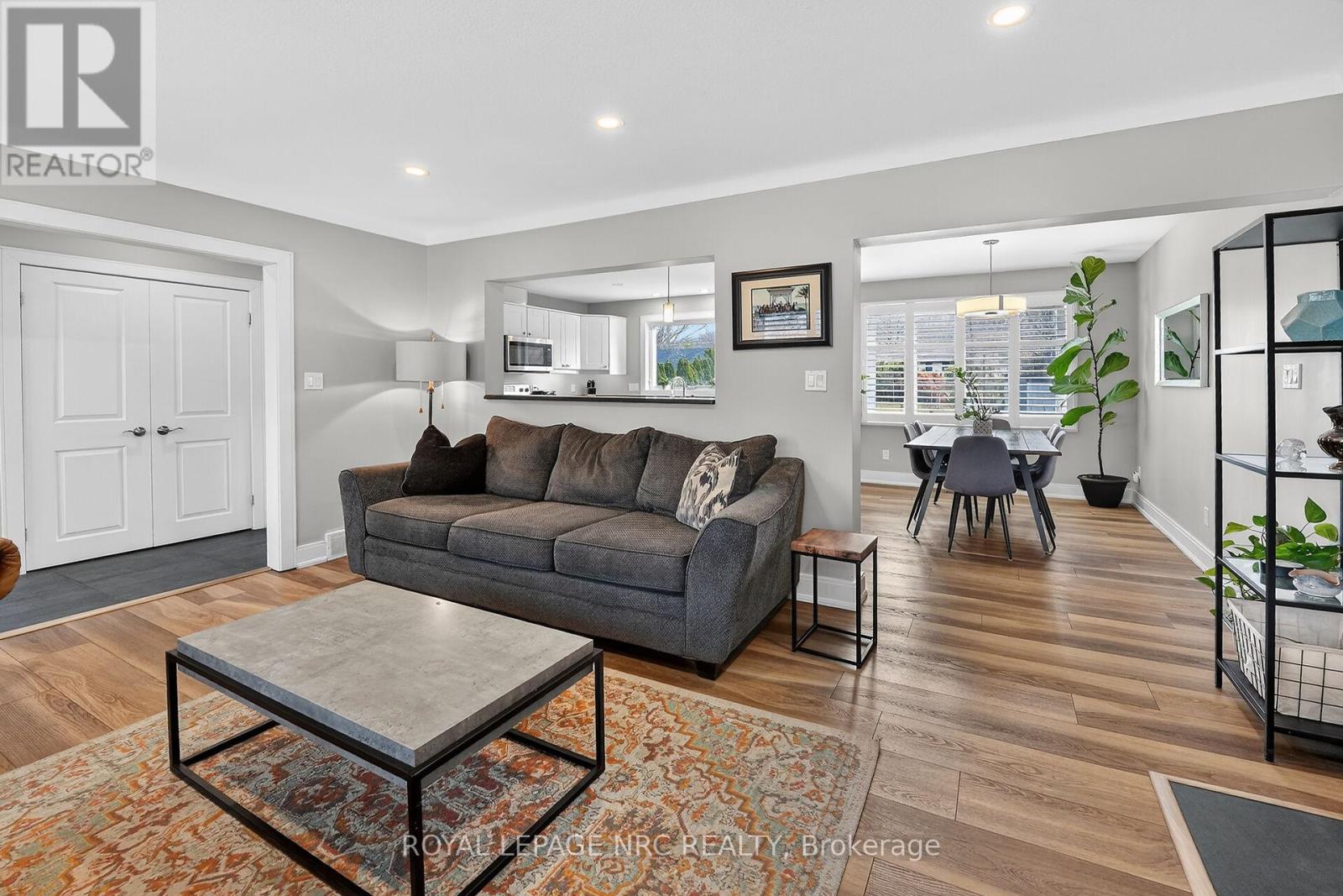 6 Erinbrook Crescent, St. Catharines, Ontario  L2T 1Y5 - Photo 9 - X12869604