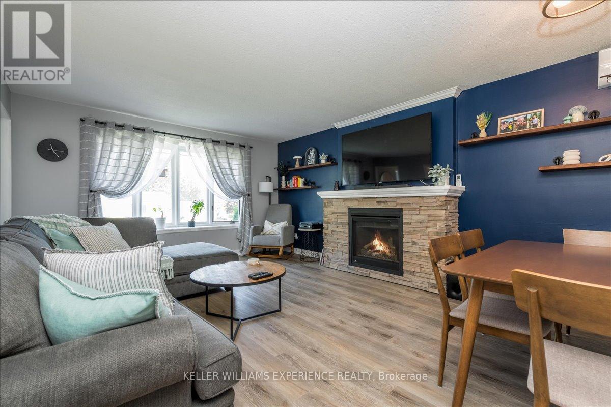 11 Murray Street, Orillia, Ontario  L3V 2L8 - Photo 11 - S12869584