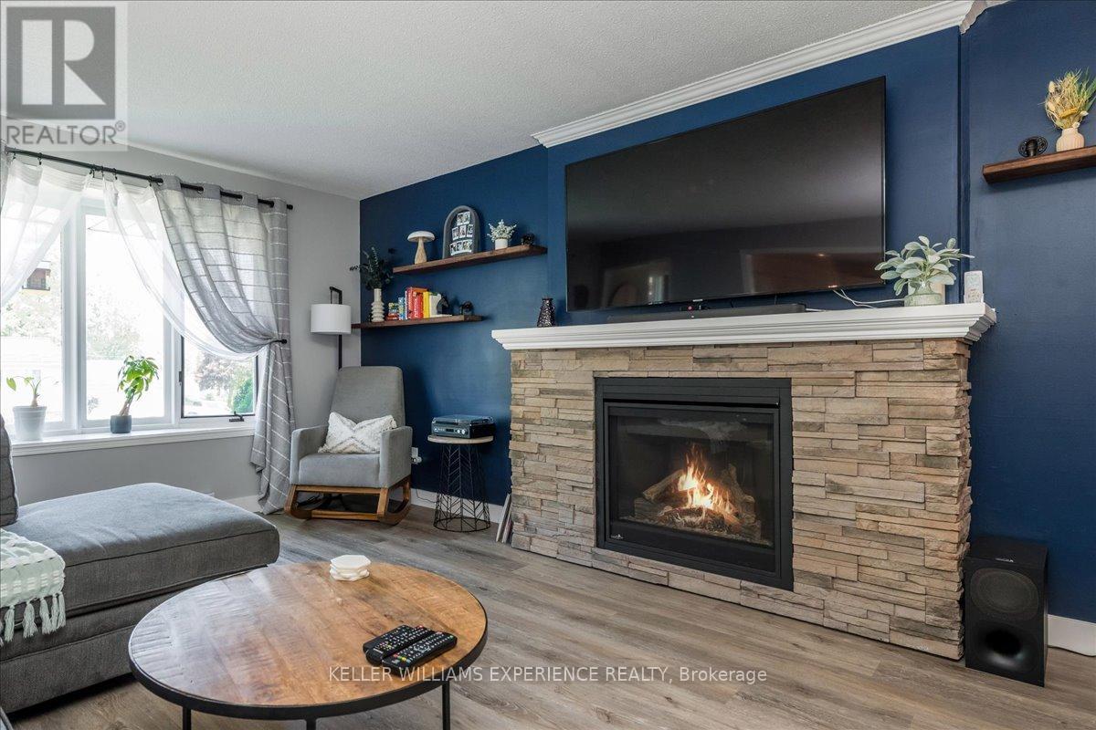 11 Murray Street, Orillia, Ontario  L3V 2L8 - Photo 12 - S12869584